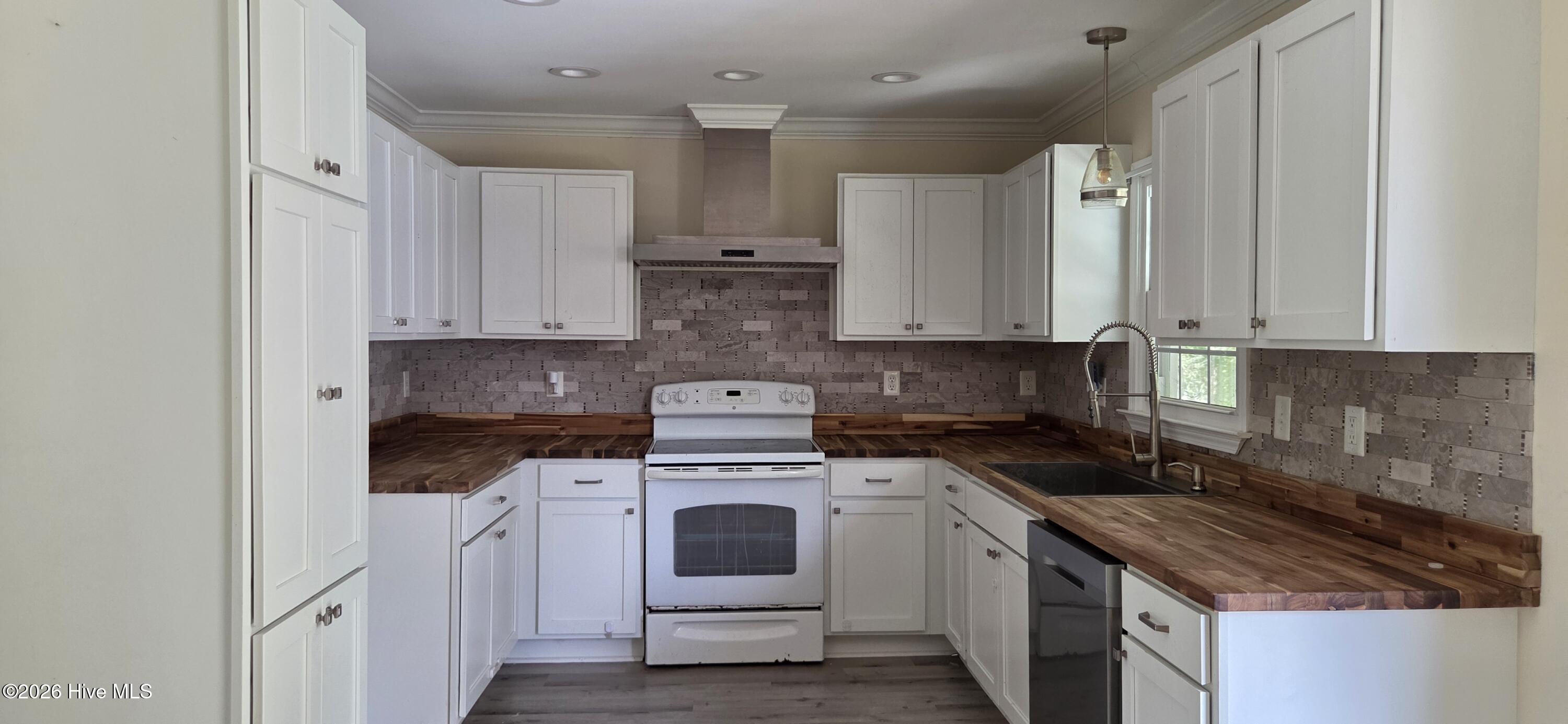 151 Lem Brown Road Property Photo 4