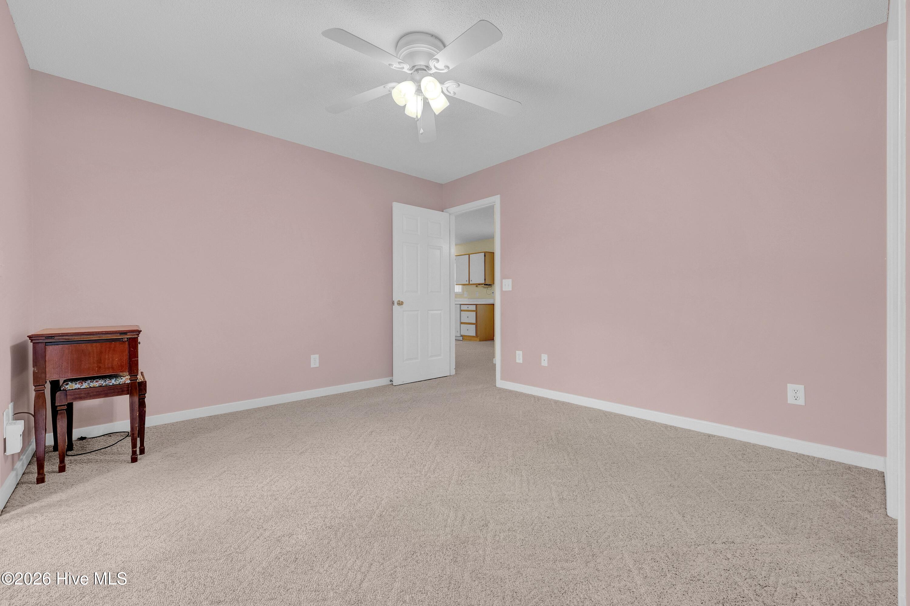 7412 Ridgeview Place Property Photo 14