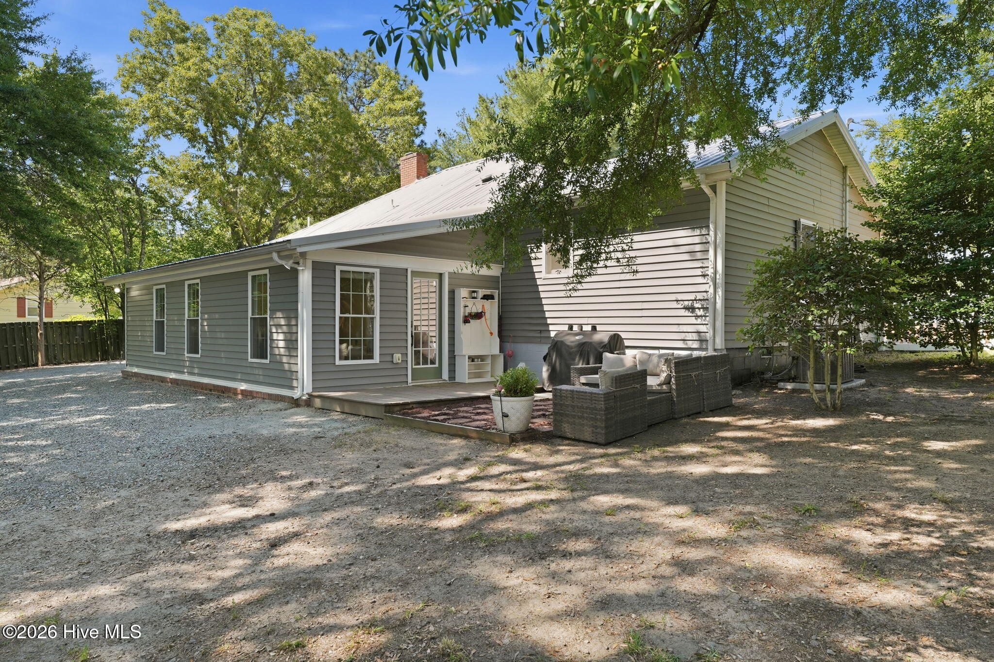 1425 Central Drive Property Photo 35
