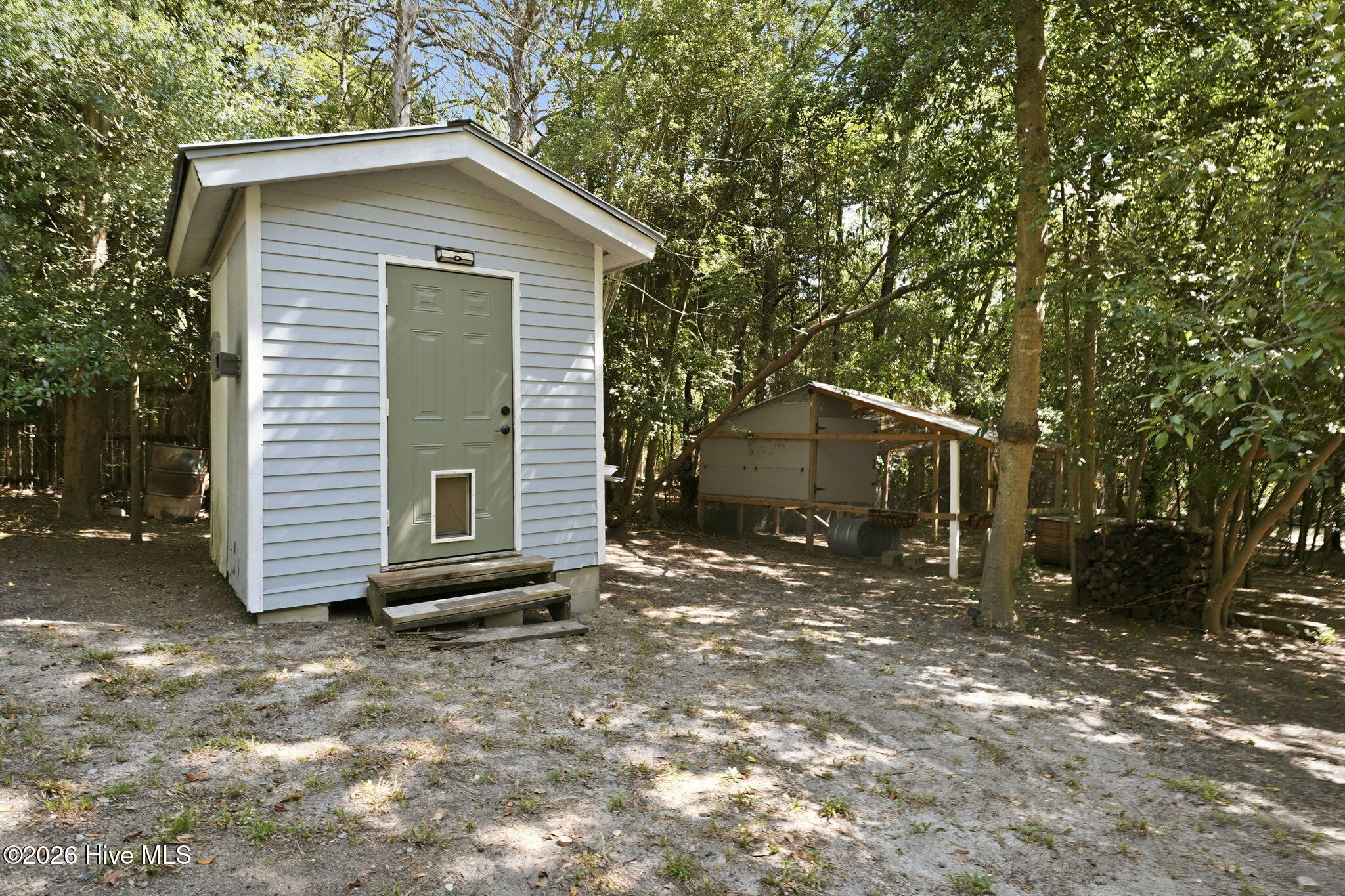 1425 Central Drive Property Photo 37