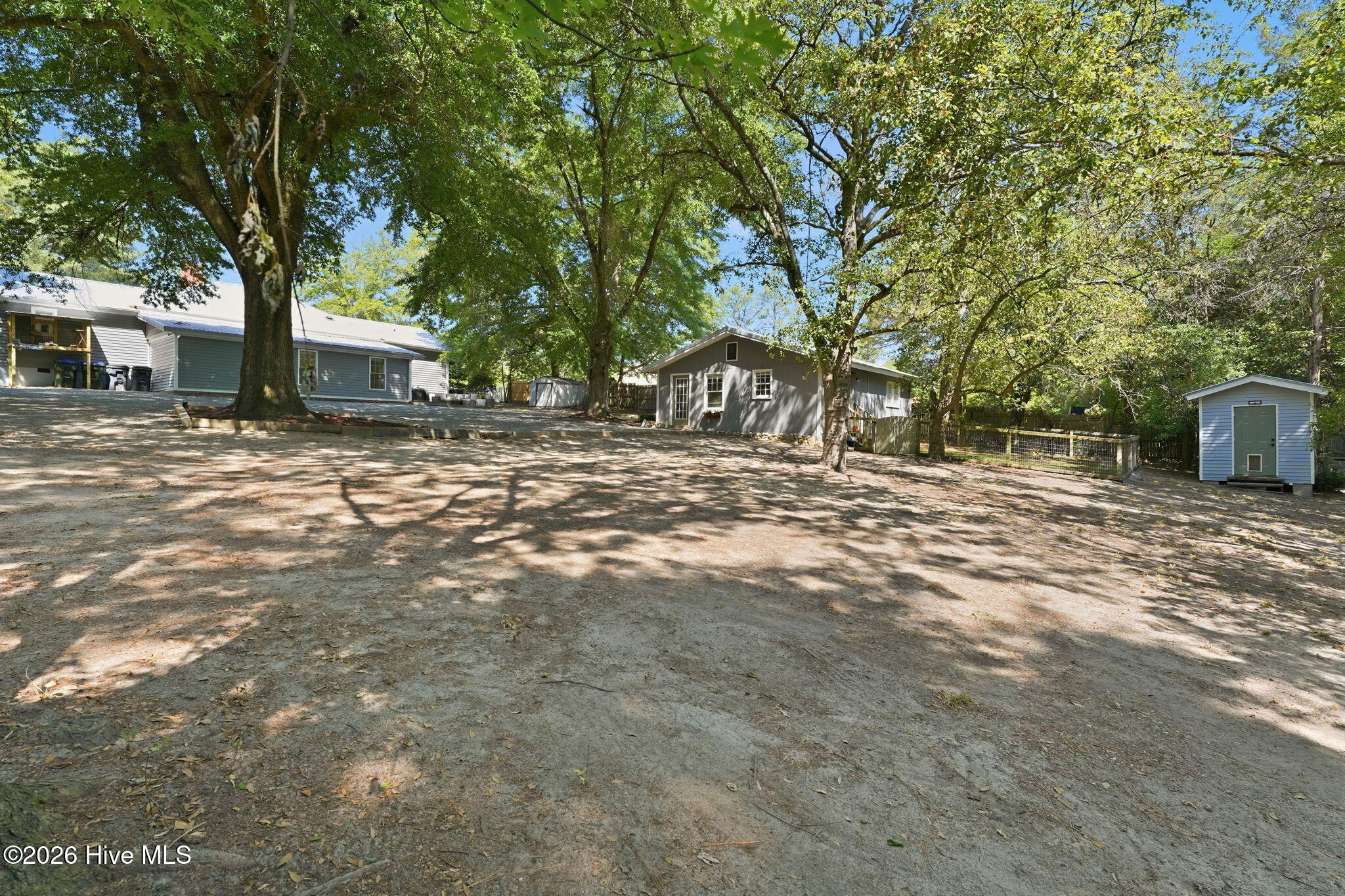 1425 Central Drive Property Photo 42