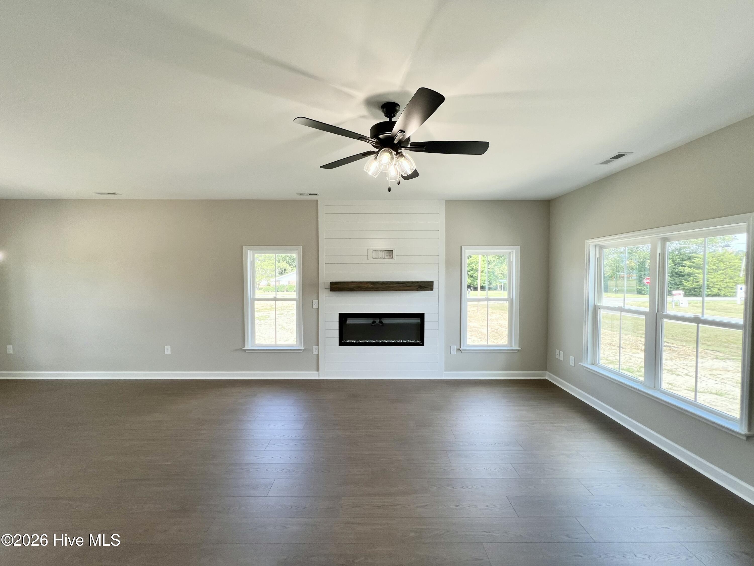 31 Pendergrass Drive Property Photo 4