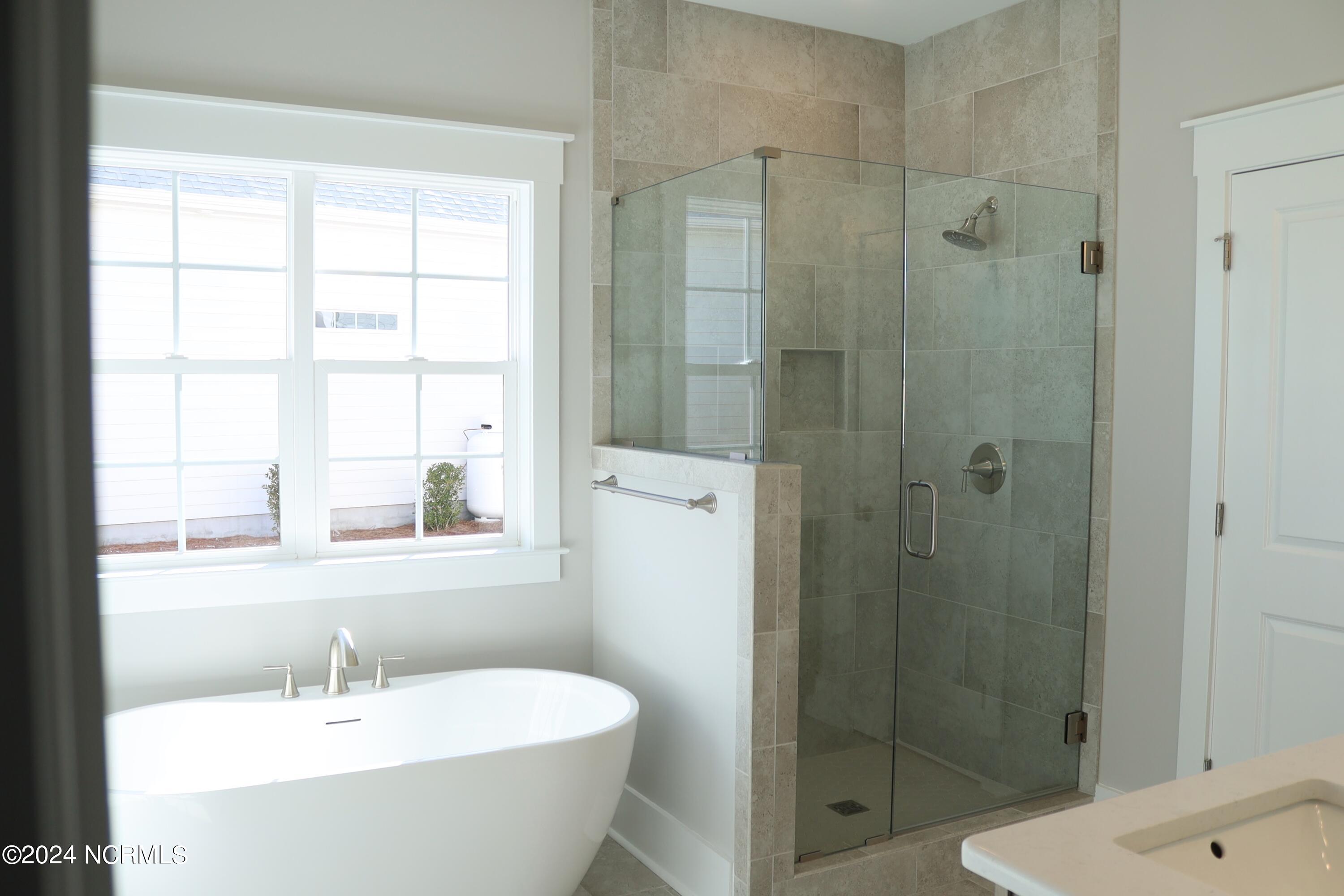 21 E Singing Avenue Property Photo 13