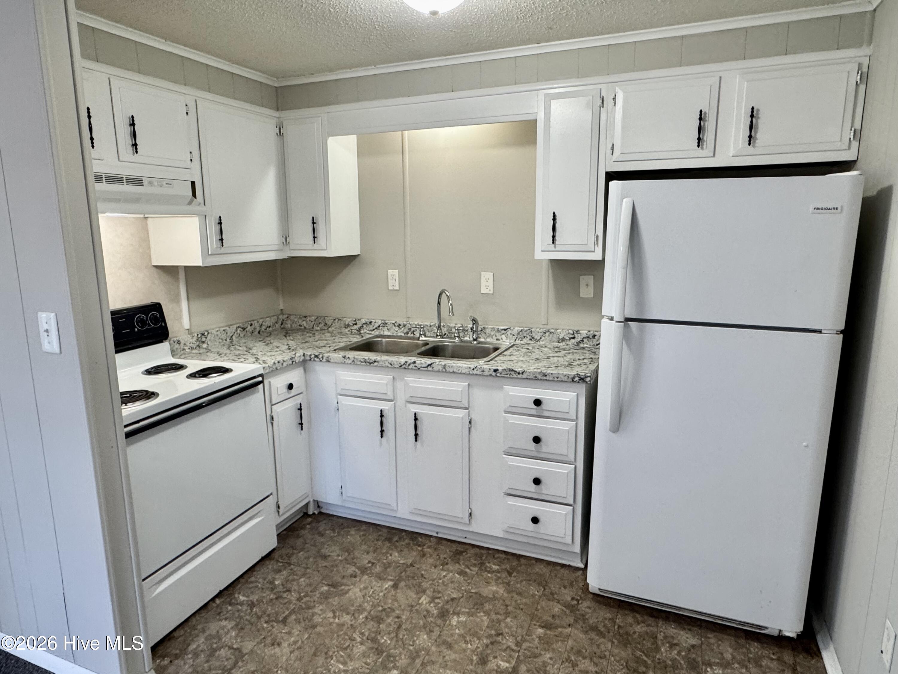 3603 Rose Road A Property Photo 2