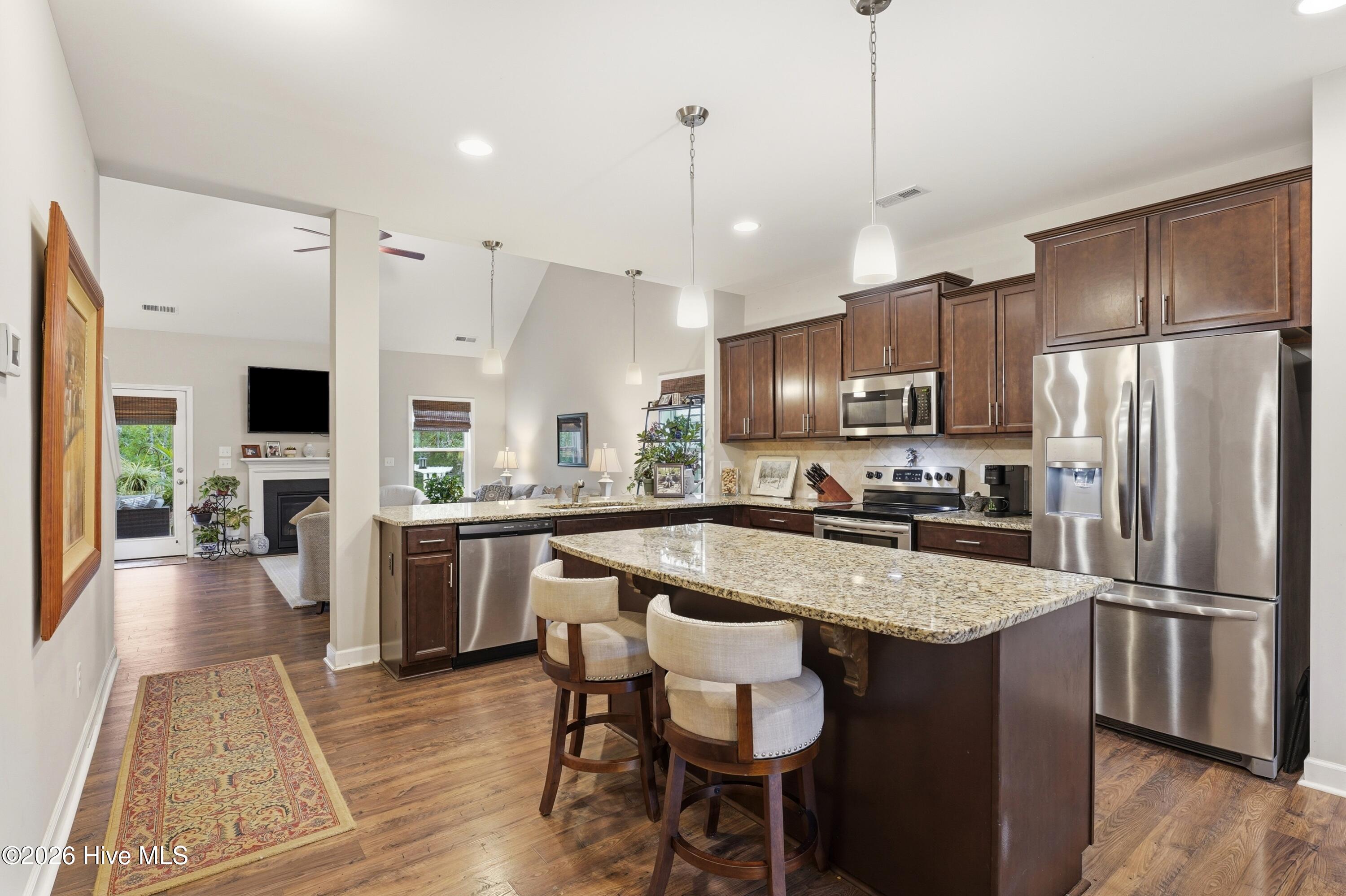 4060 Irwin Drive Property Photo 11