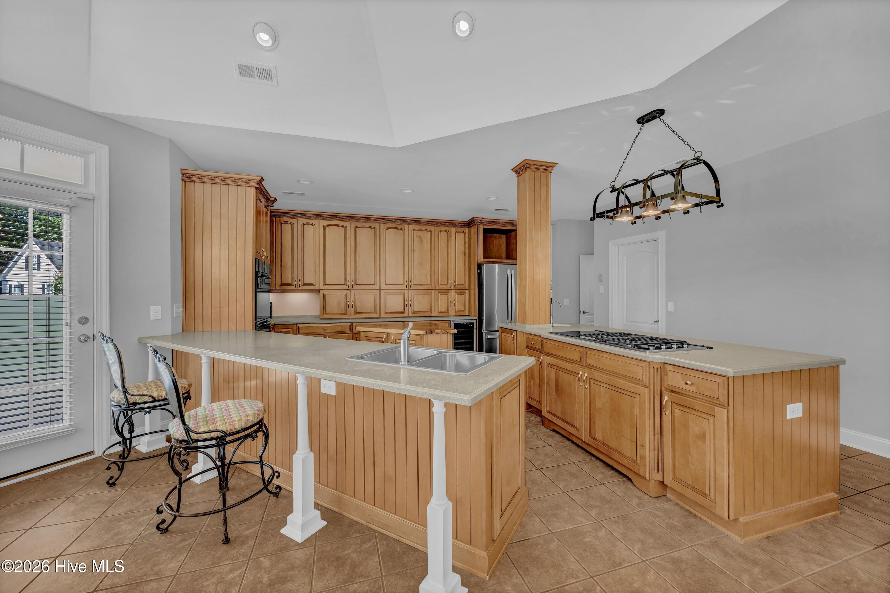 5634 Chelon Avenue Property Photo 15
