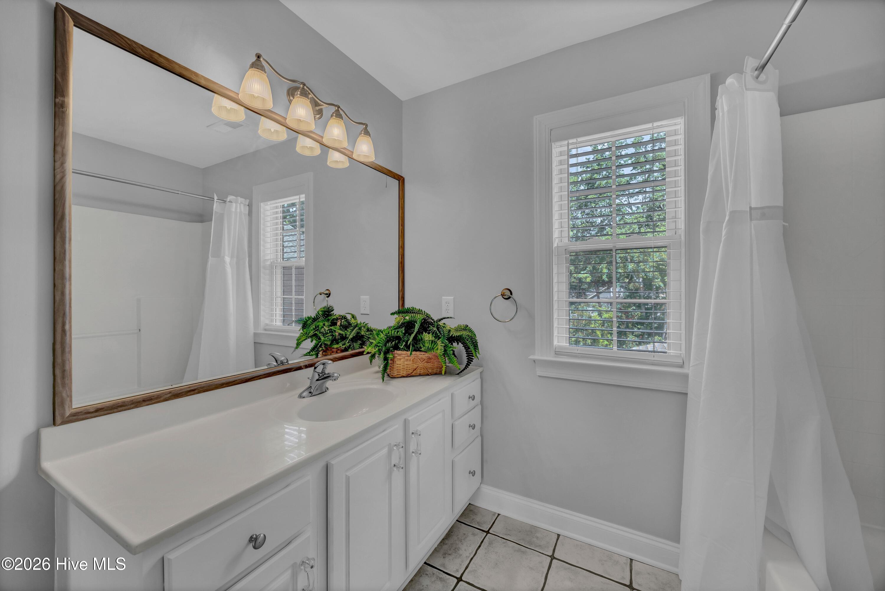 5634 Chelon Avenue Property Photo 37