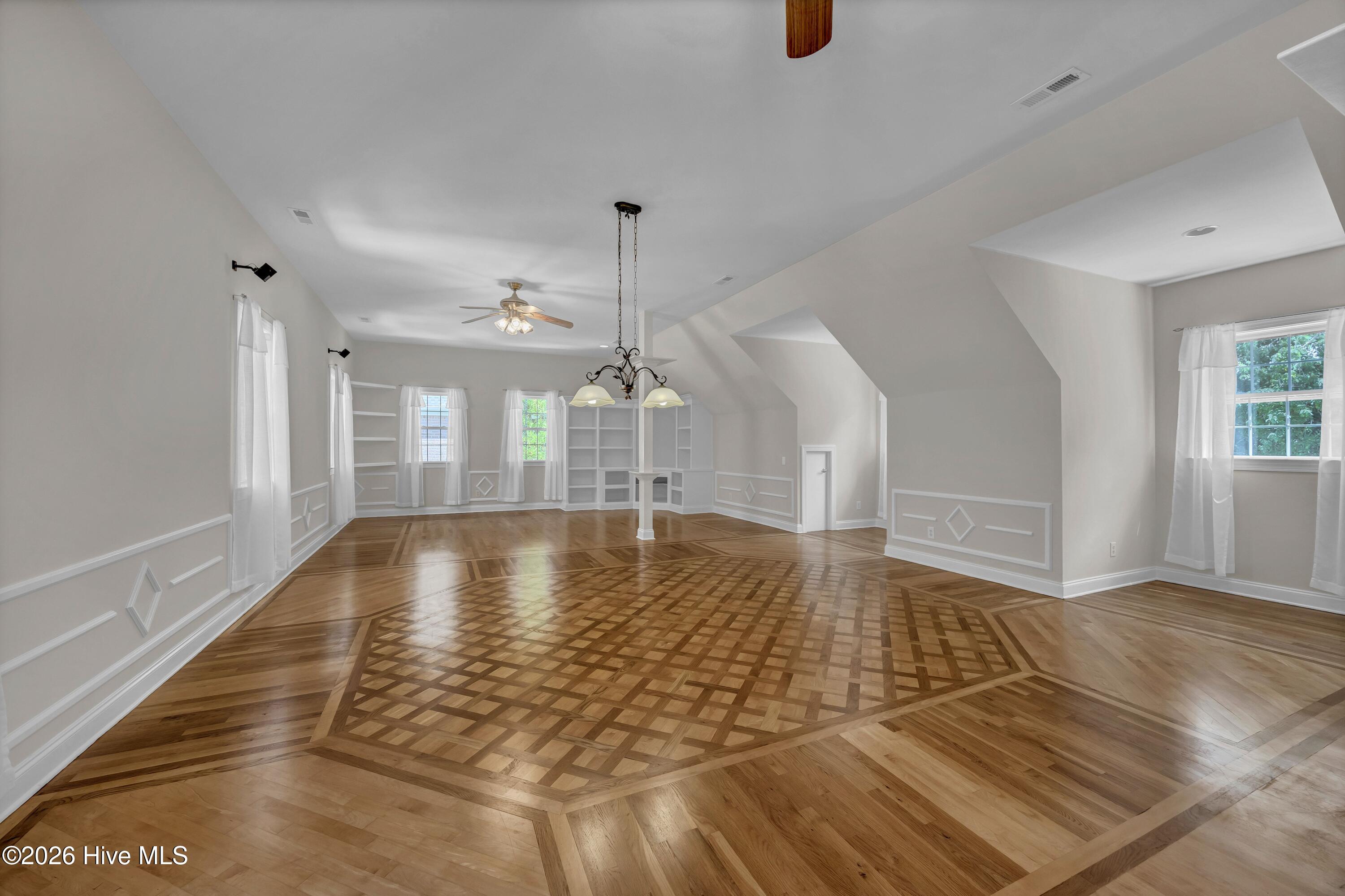 5634 Chelon Avenue Property Photo 48