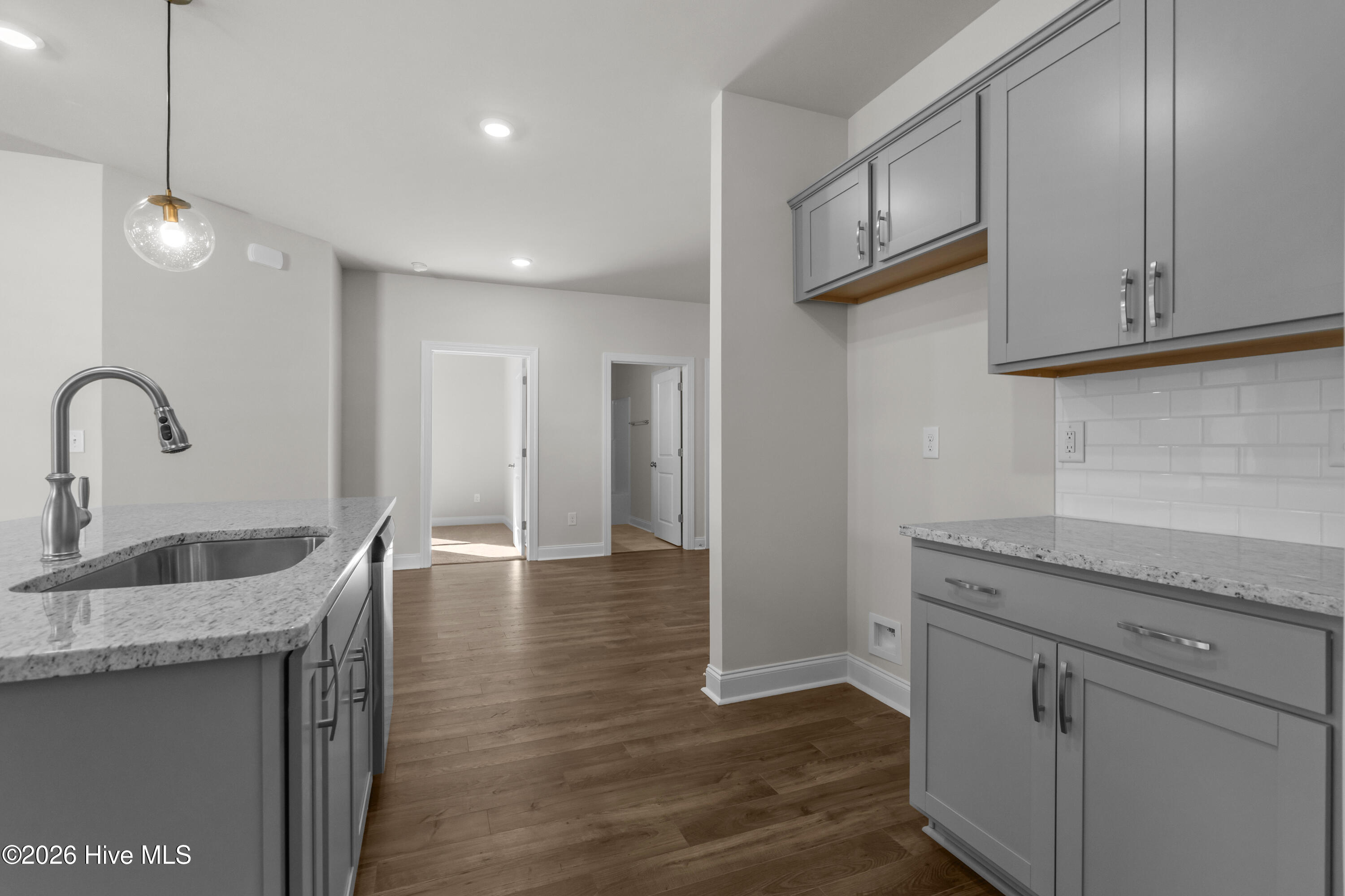 1099 Rosefield Way Property Photo 12