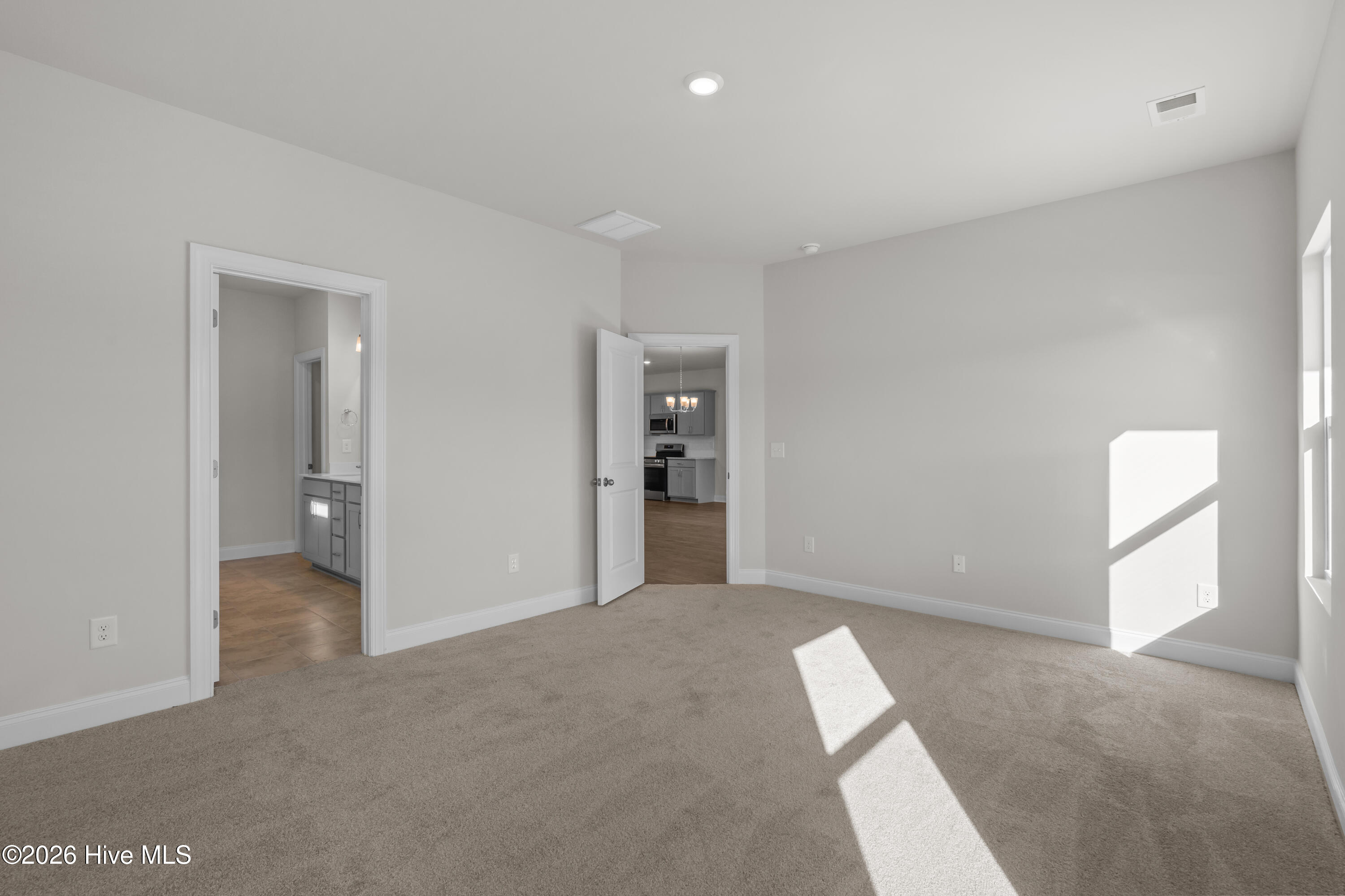 1099 Rosefield Way Property Photo 13