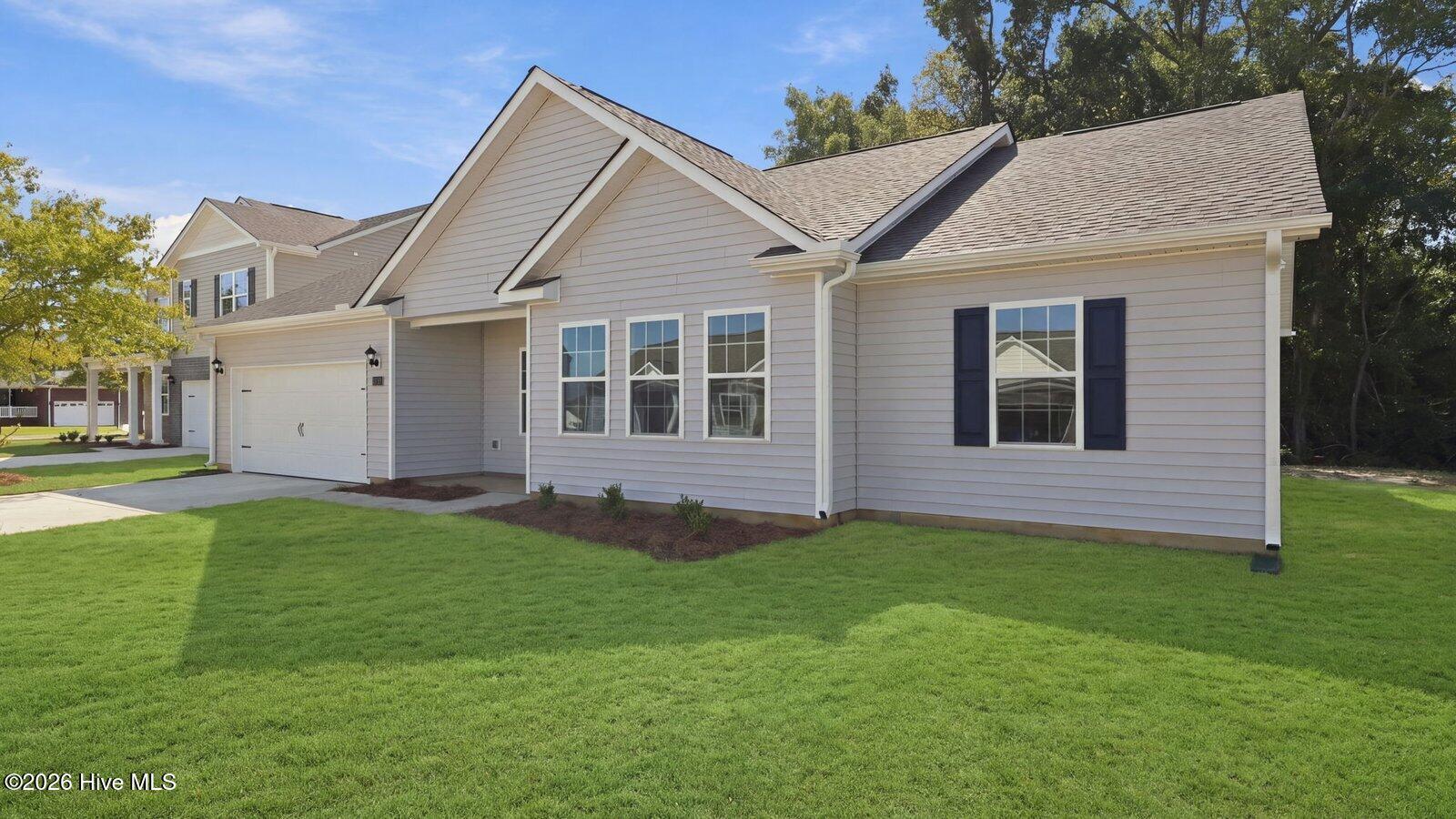 272 Lake Tyler Drive Property Photo 4