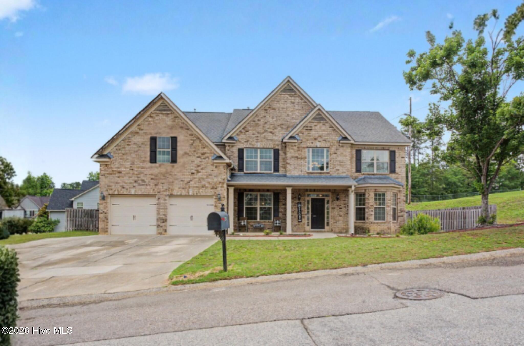 274 Equinox Loop Property Photo 1