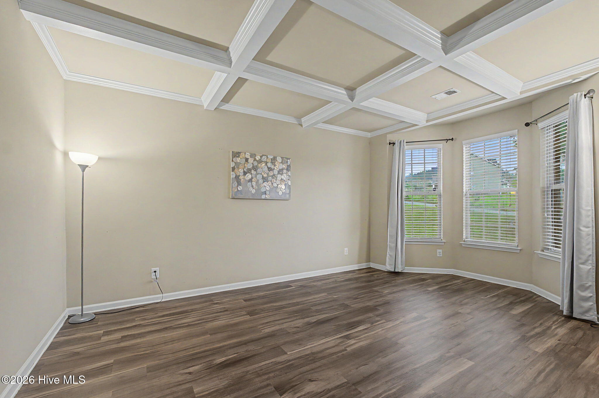 274 Equinox Loop Property Photo 8
