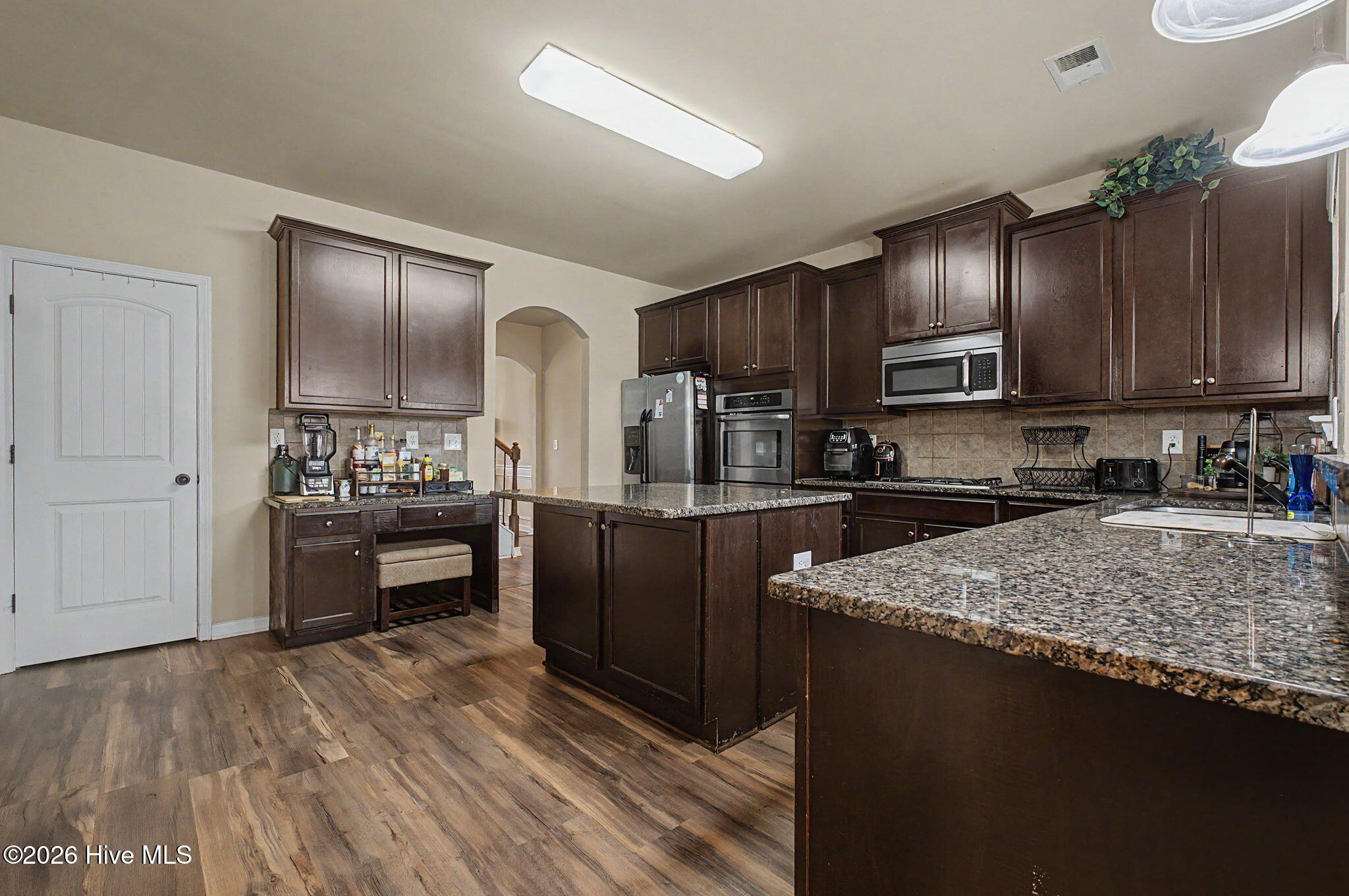 274 Equinox Loop Property Photo 20