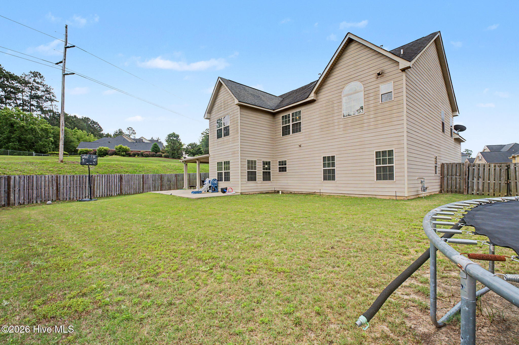 274 Equinox Loop Property Photo 52