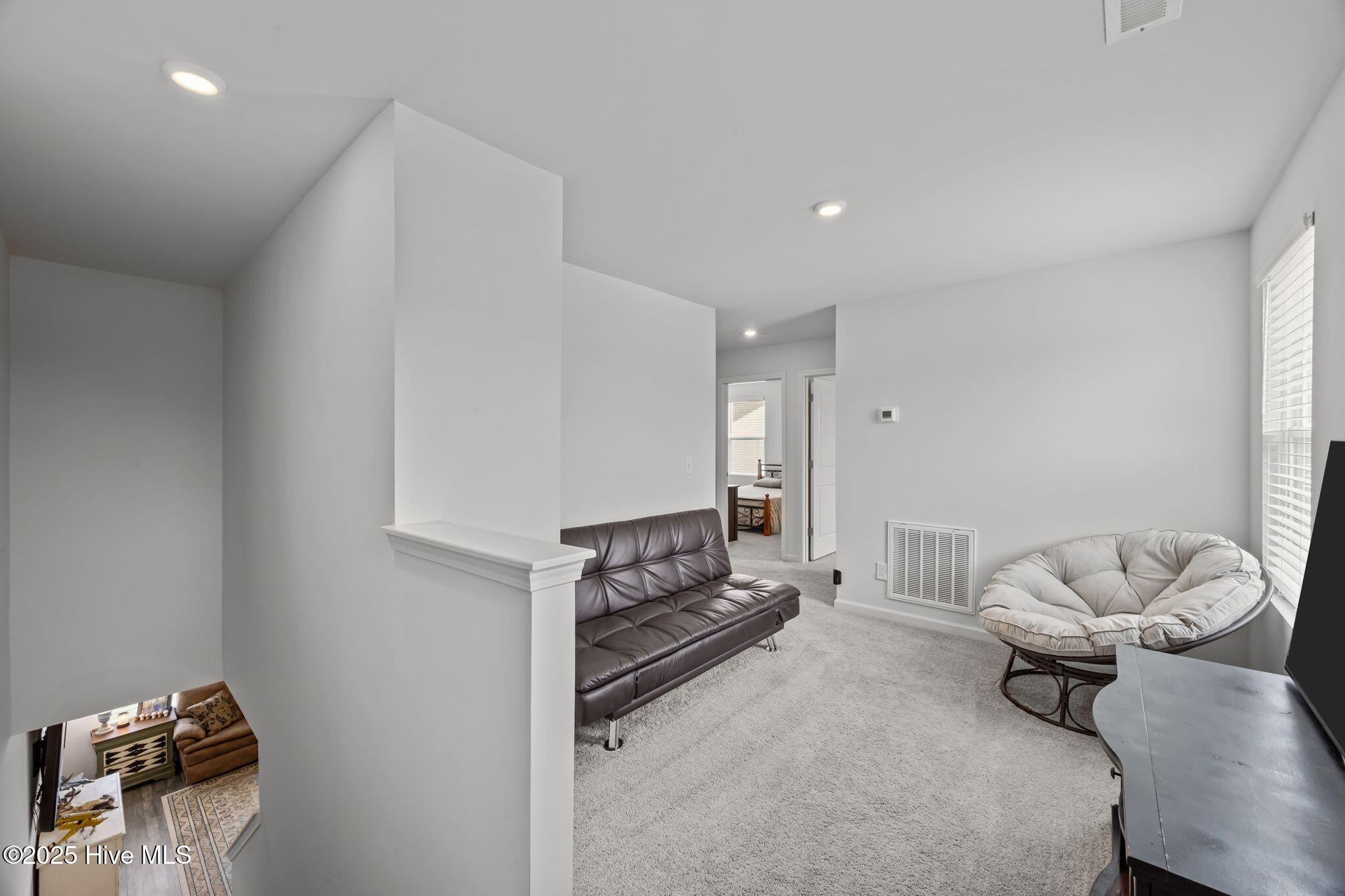 2200 Carriage Drive Property Photo 7