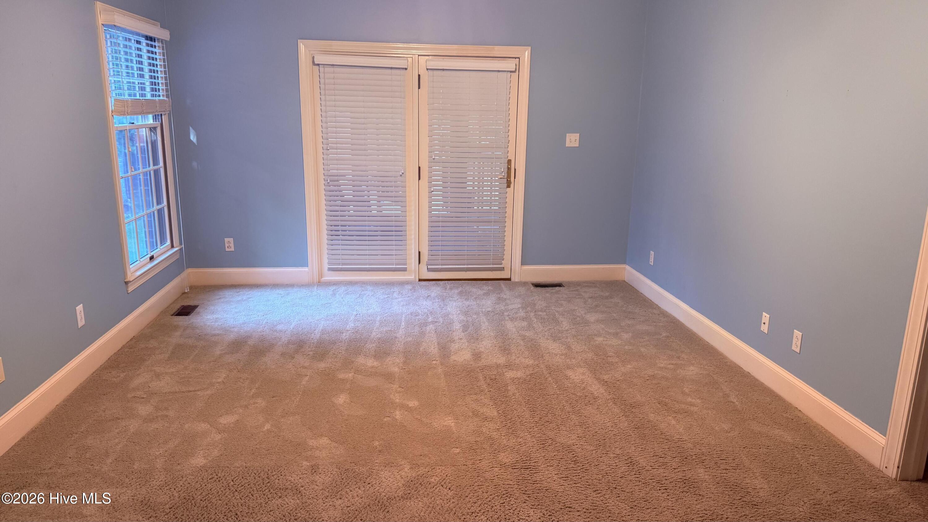 3504 Barons Way Property Photo 11
