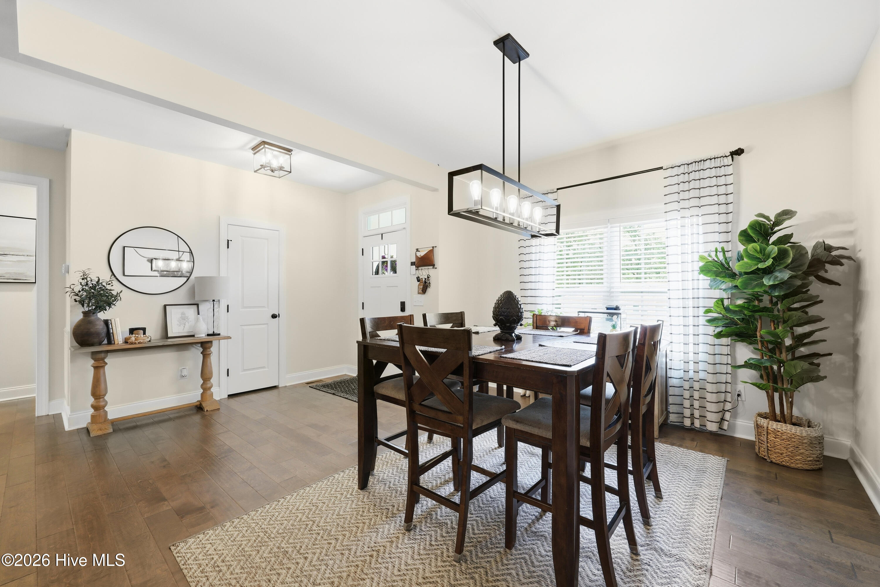 280 Spring Lake Drive Property Photo 6