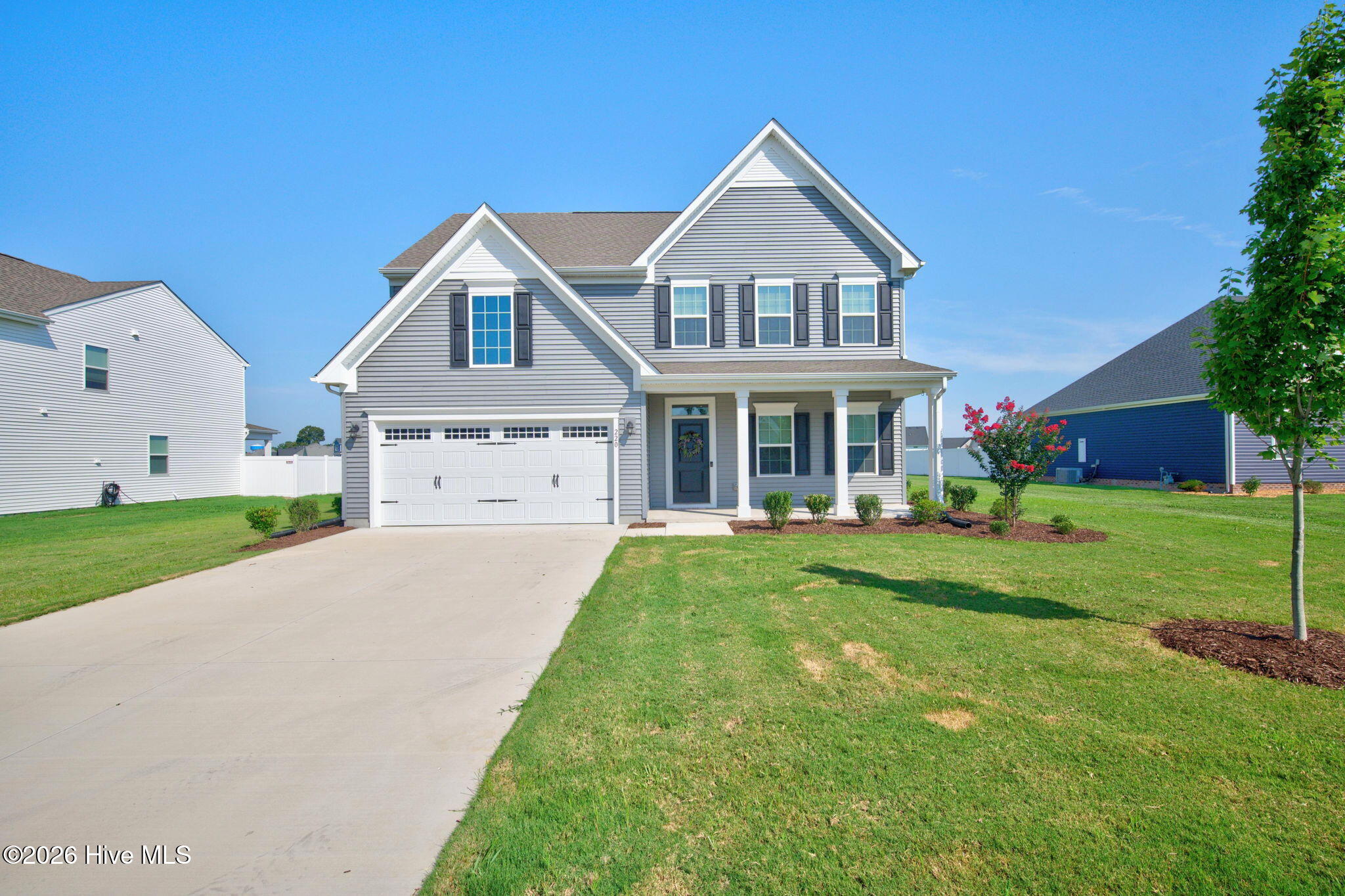 220 Grandview Drive Property Photo 1