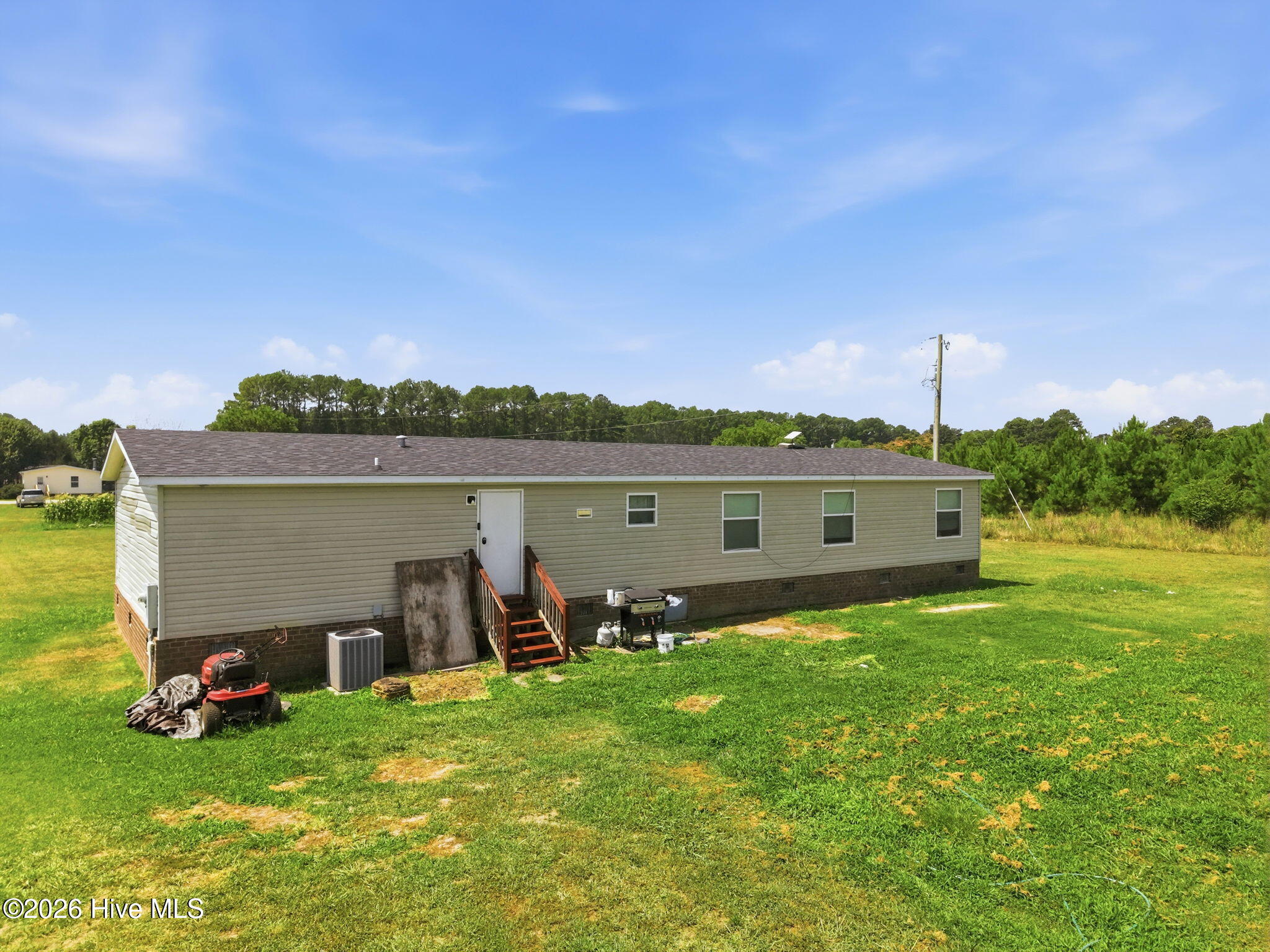 260 Low Ground Road Property Photo 3