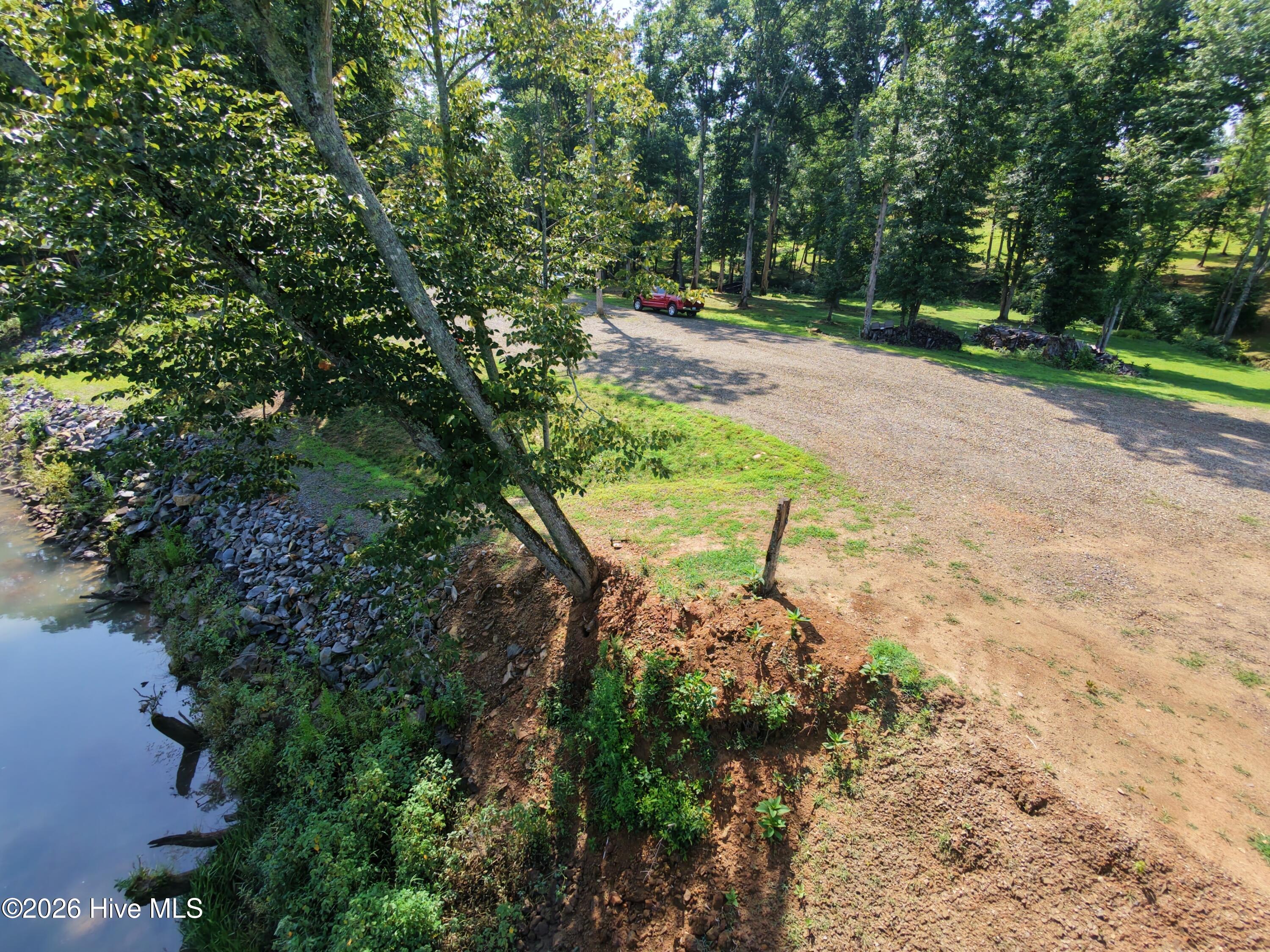 34 - Honey Hole Trail Property Photo 5