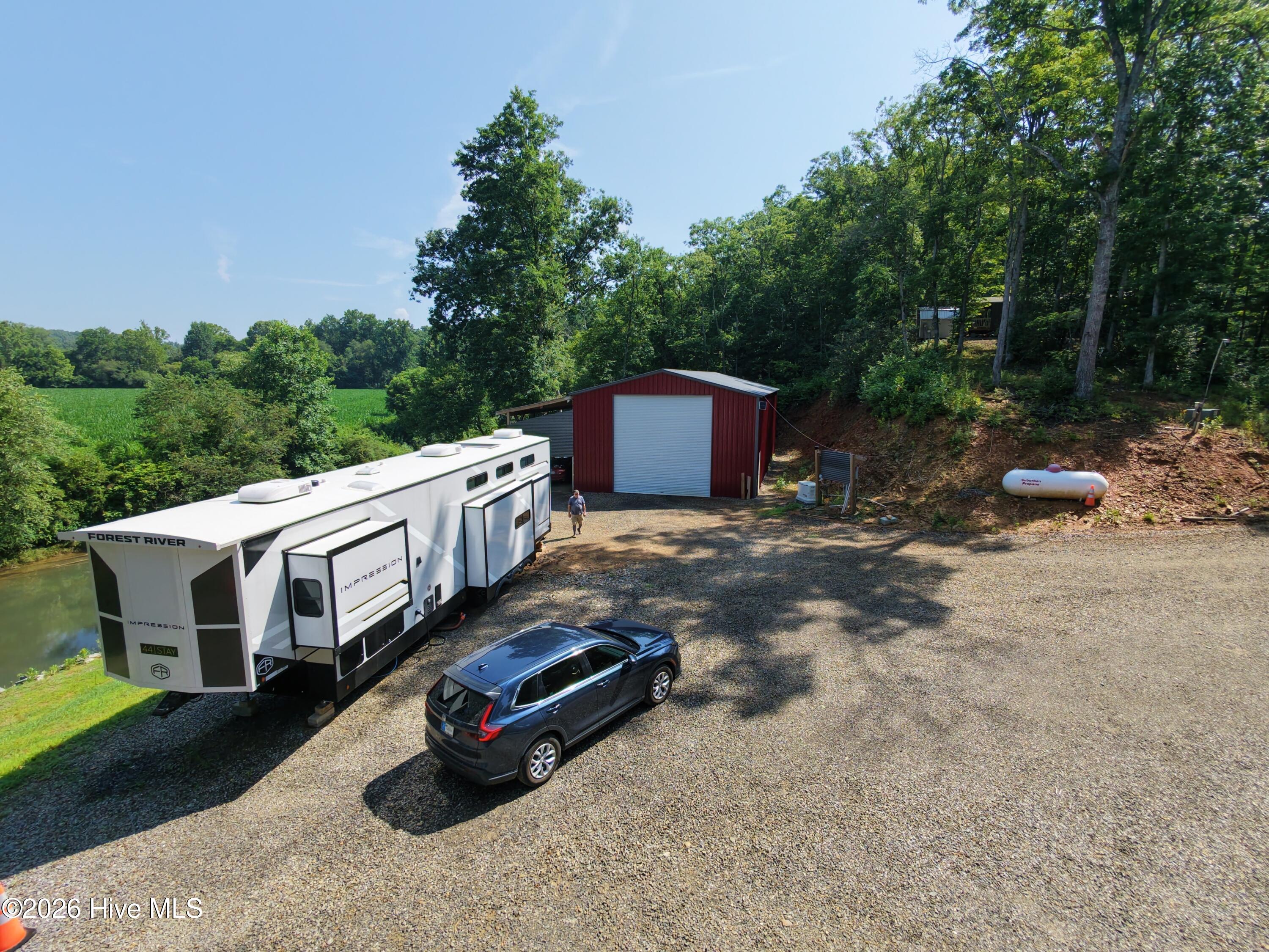 34 - Honey Hole Trail Property Photo 9