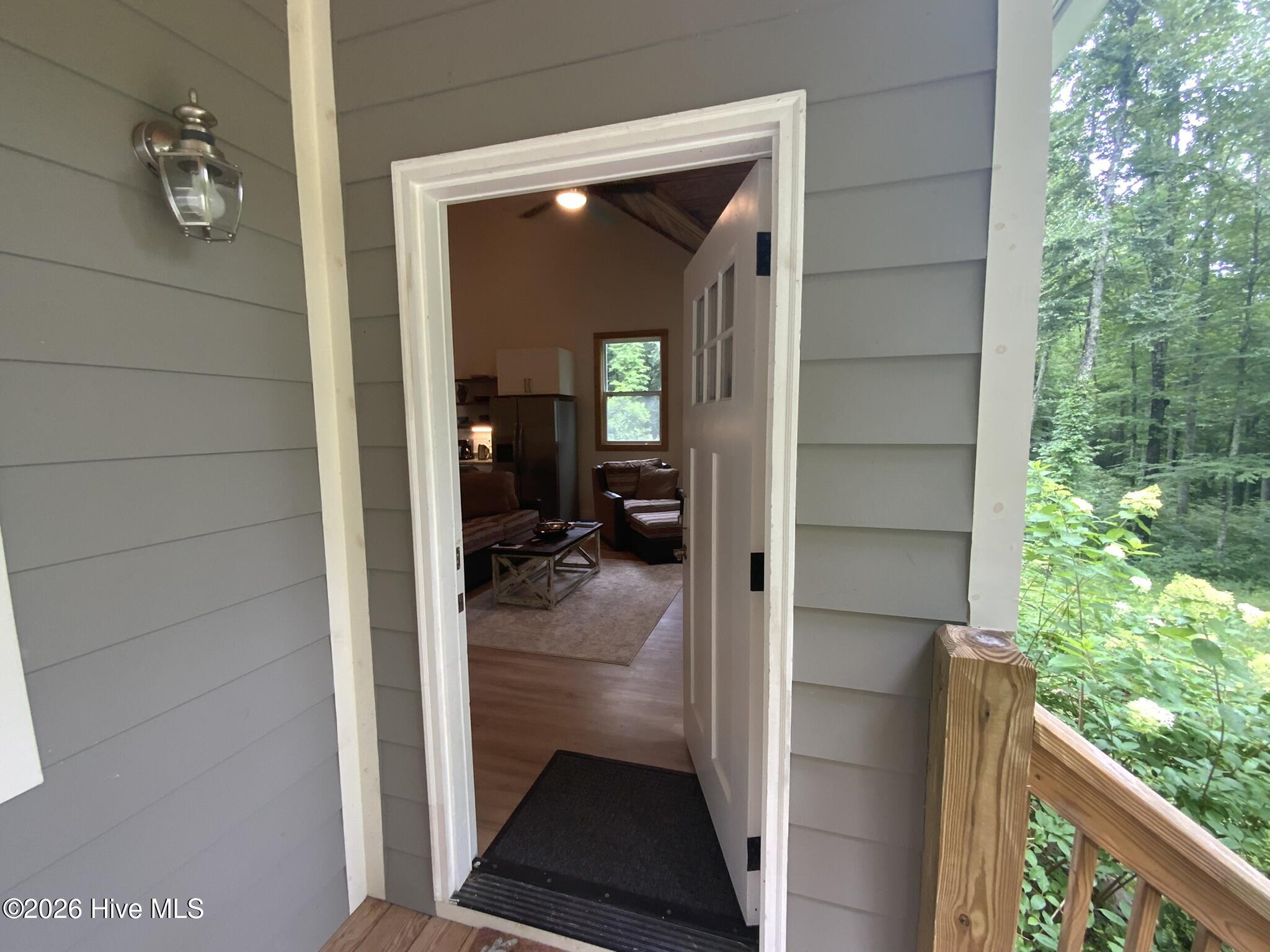 984 Cahill Drive Property Photo 4