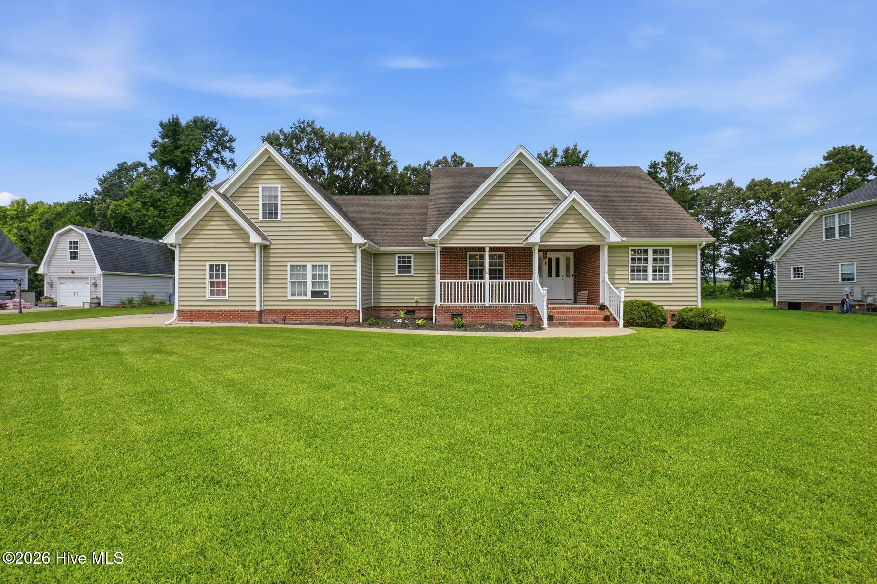 129 Summer Way Property Photo 2