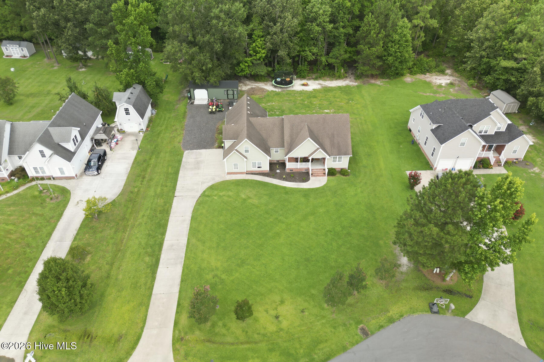 129 Summer Way Property Photo 6