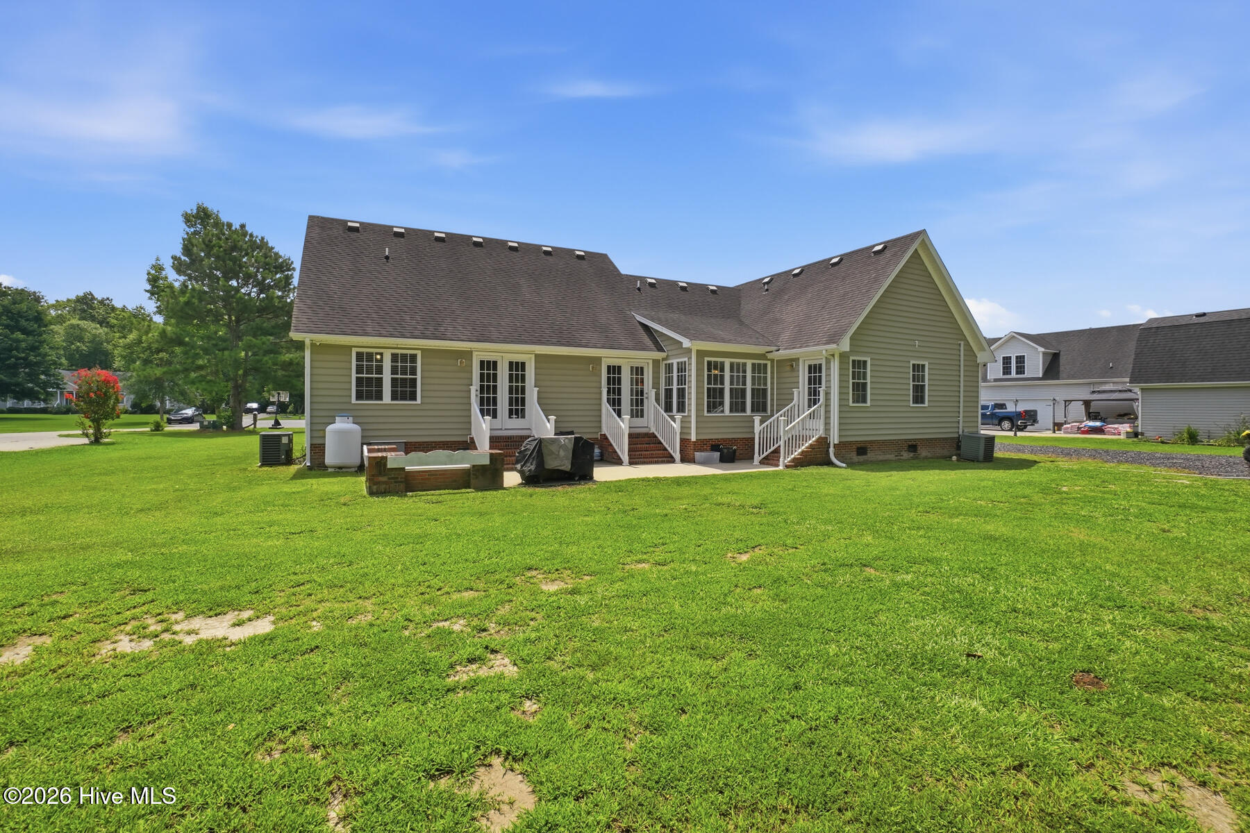 129 Summer Way Property Photo 32