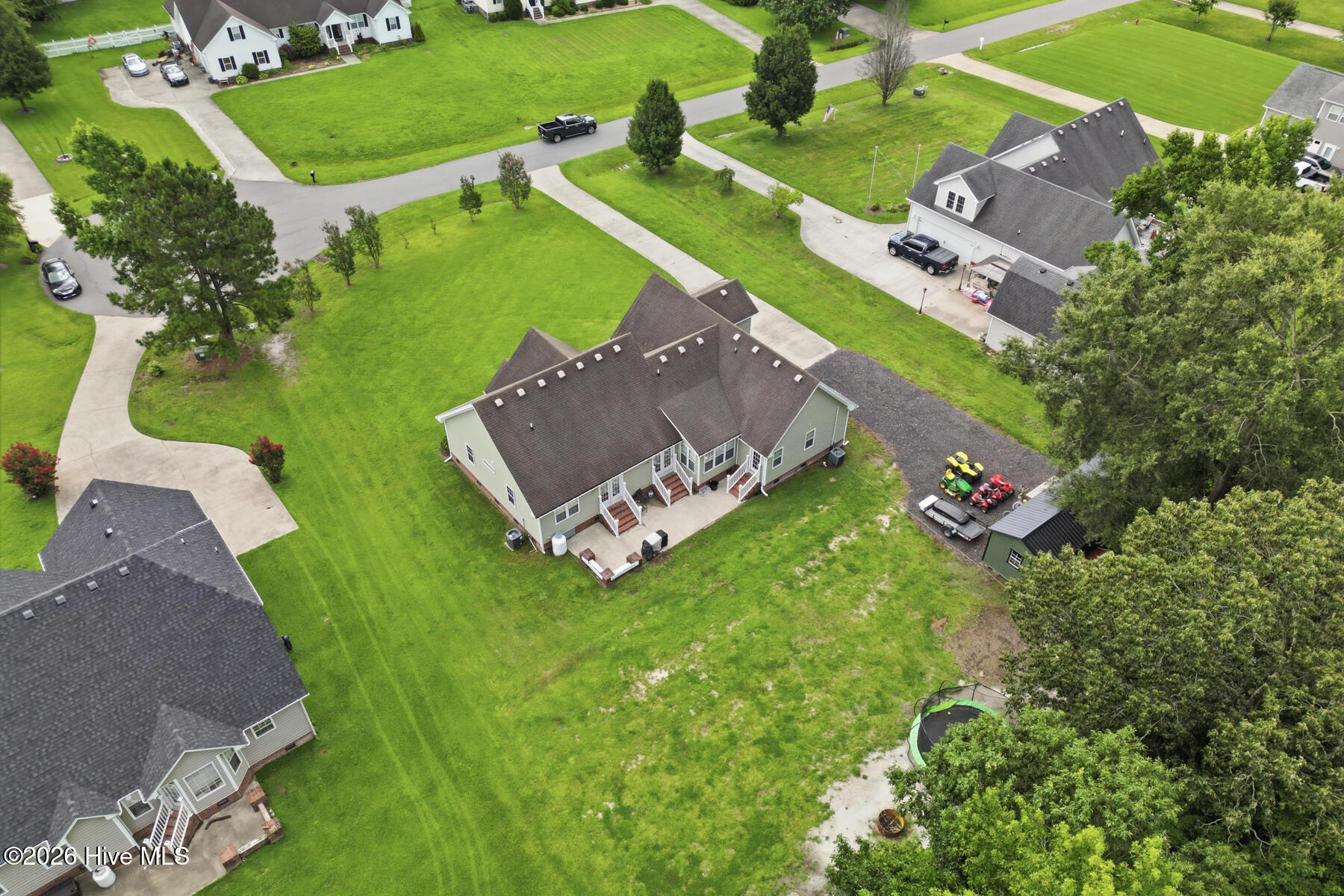 129 Summer Way Property Photo 34