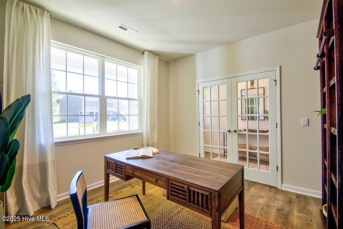 10533 Beard Way Property Photo 6