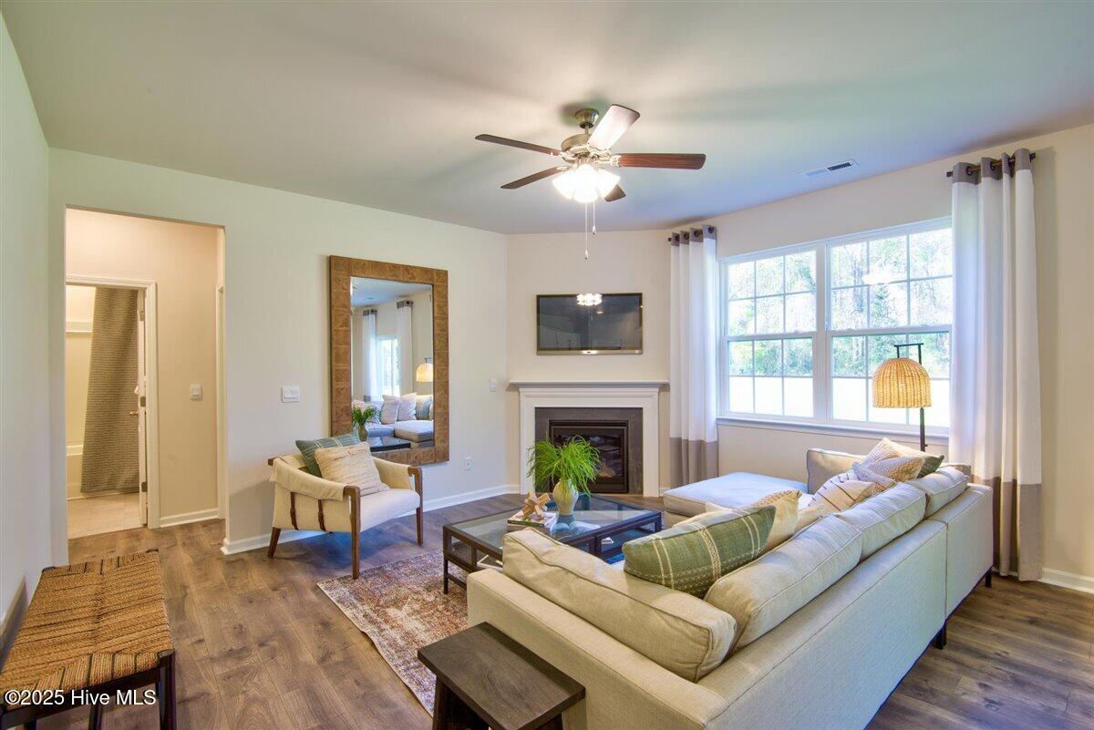 10533 Beard Way Property Photo 13