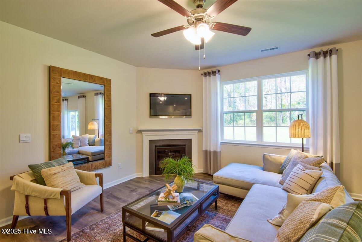 10533 Beard Way Property Photo 14