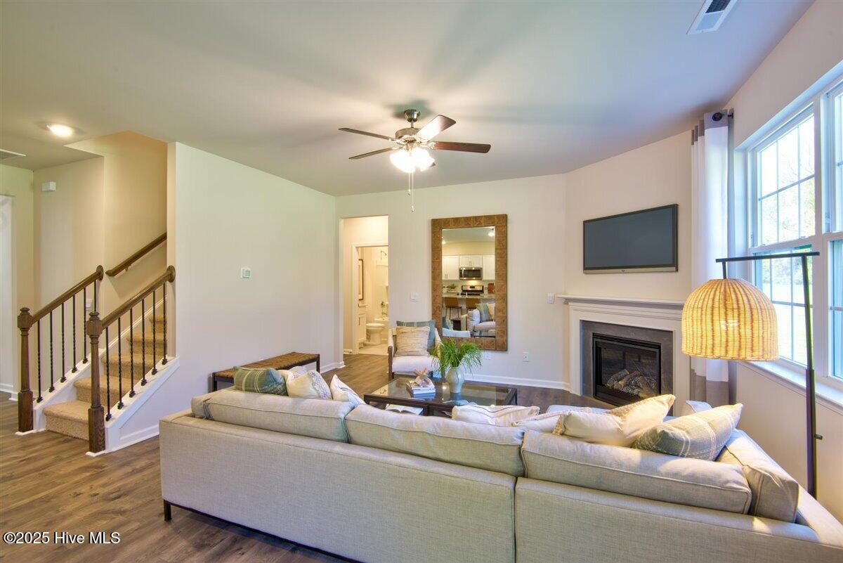 10533 Beard Way Property Photo 15