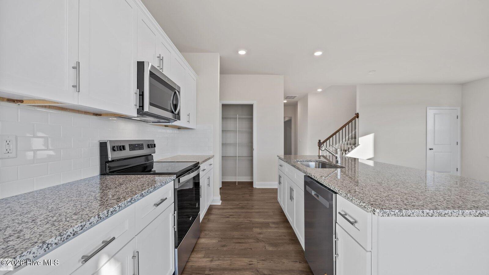 10550 Beard Way Property Photo 21