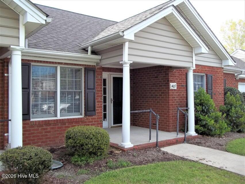 407 Willows Court Property Photo 1