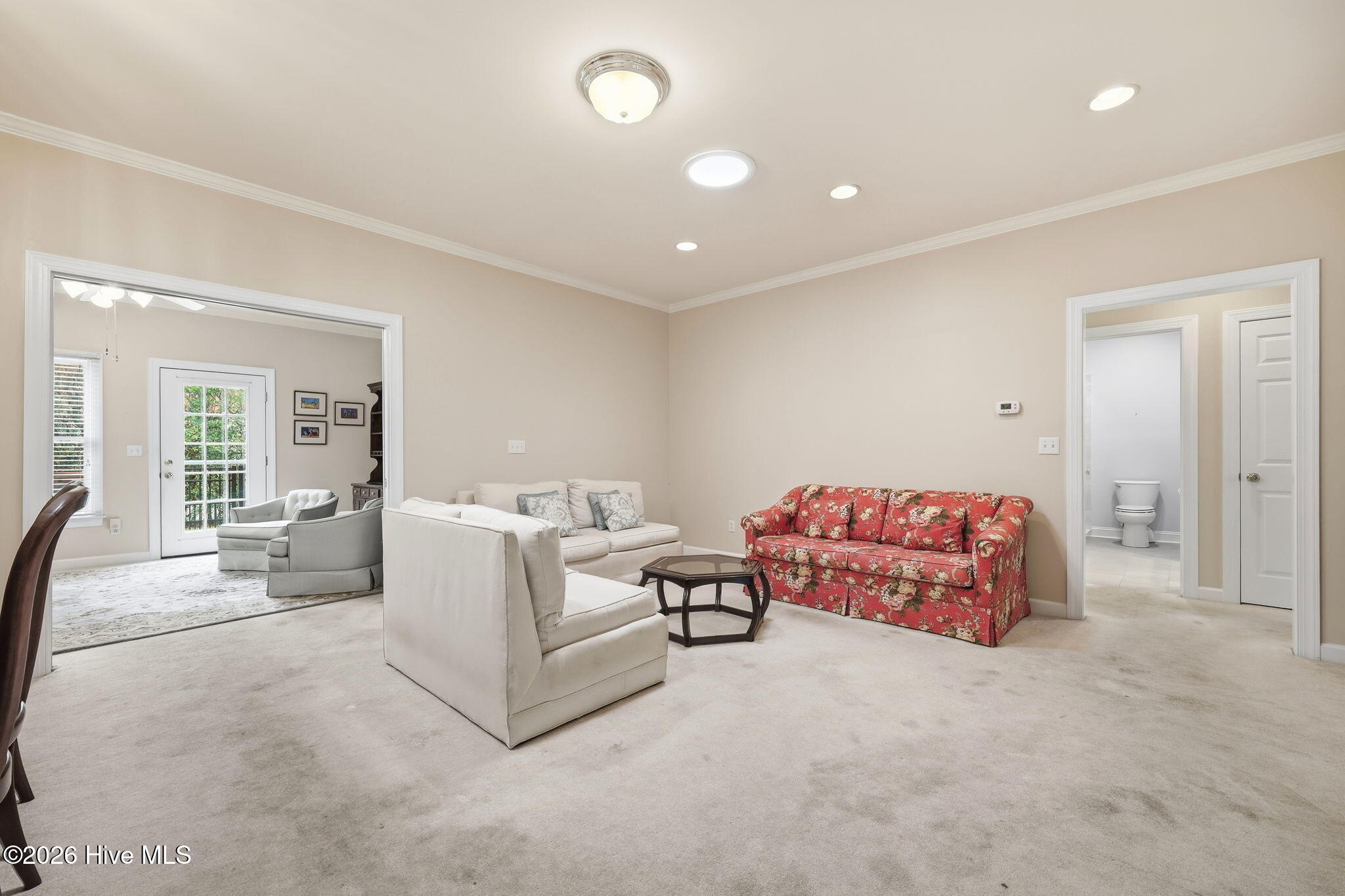 407 Willows Court Property Photo 18