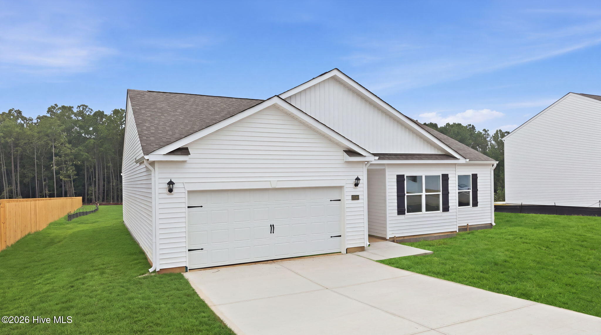 10590 Beard Way Property Photo 3