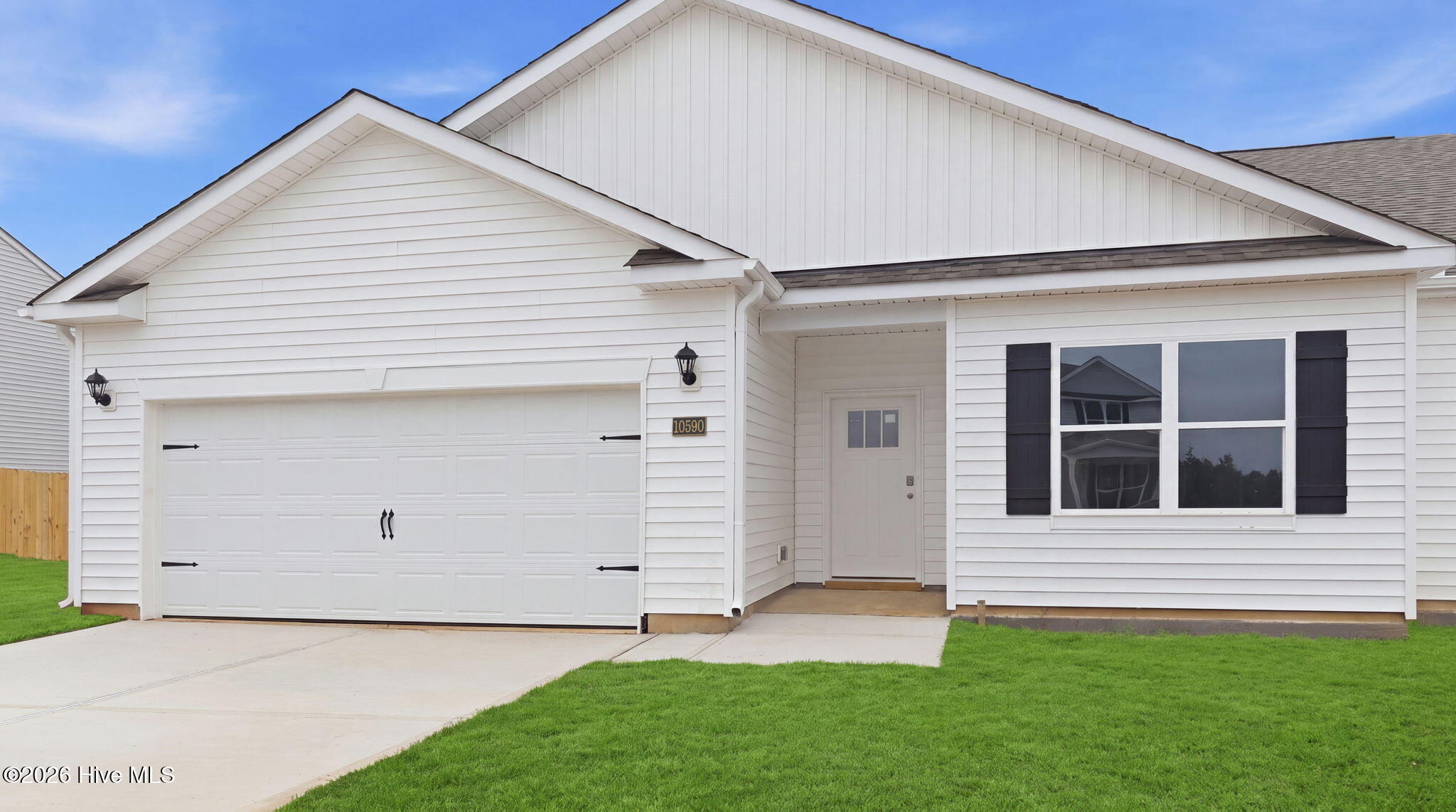 10590 Beard Way Property Photo 4