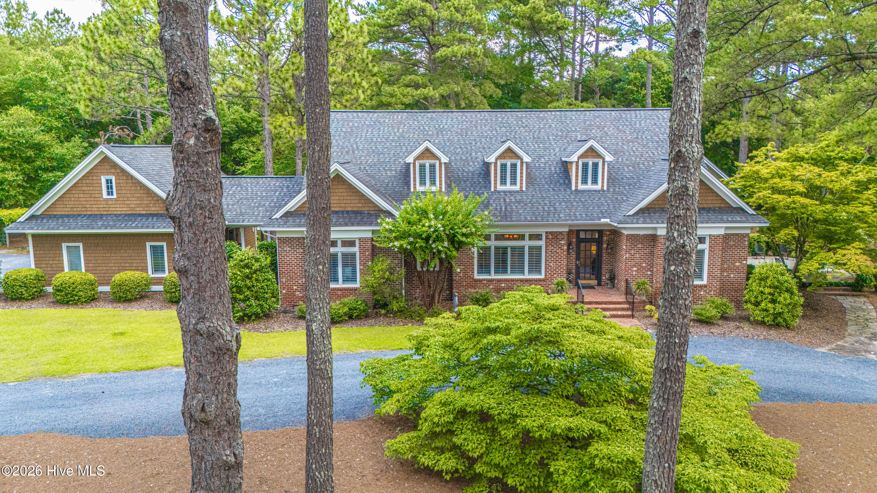 160 Rountree Lane Property Photo 1