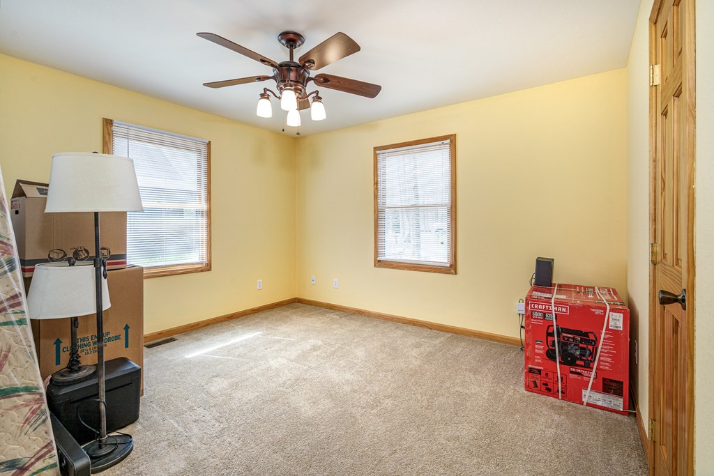 198 Dew Drop Lane Property Photo 20