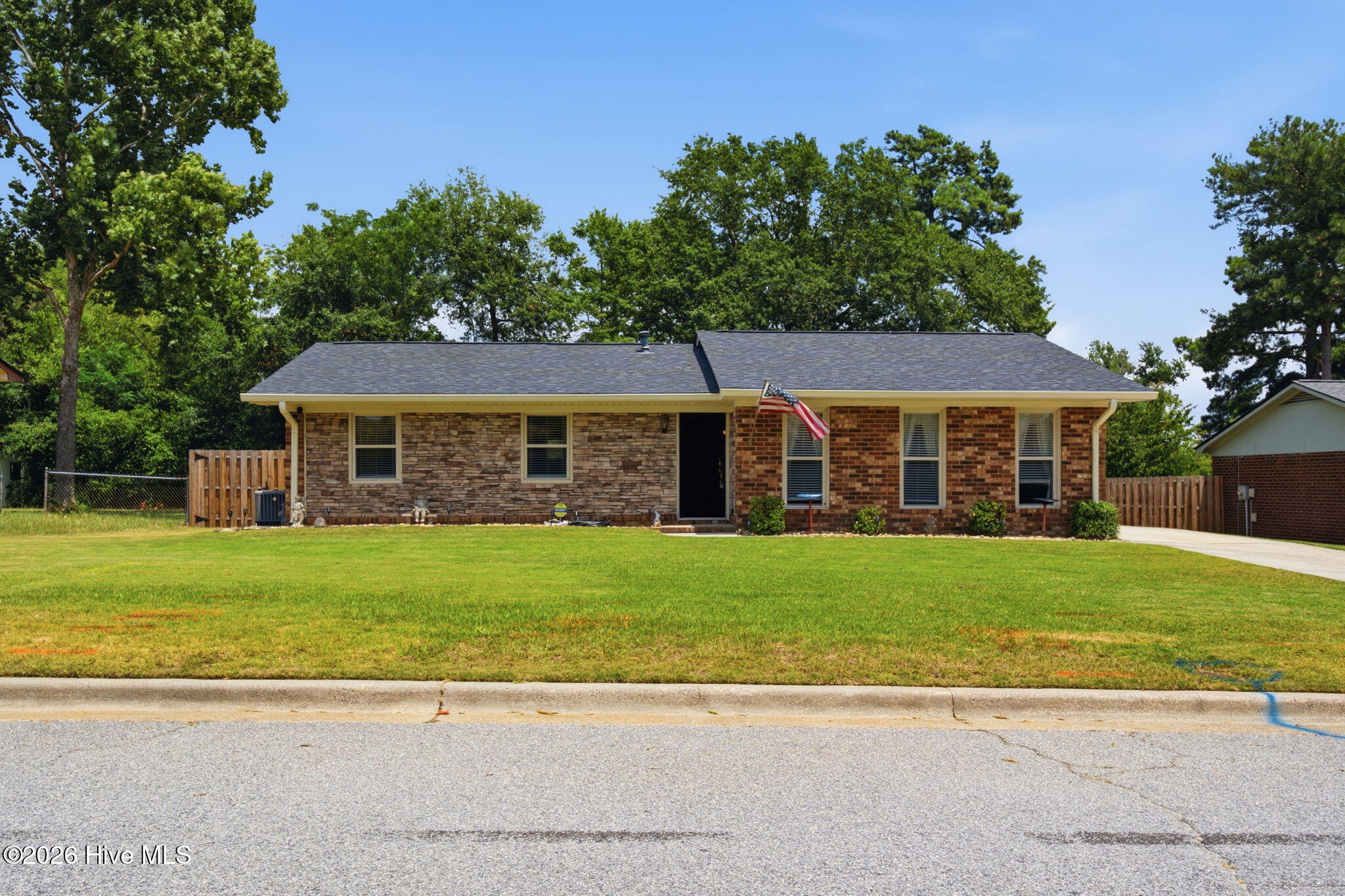 268 Hinman Drive Property Photo 1