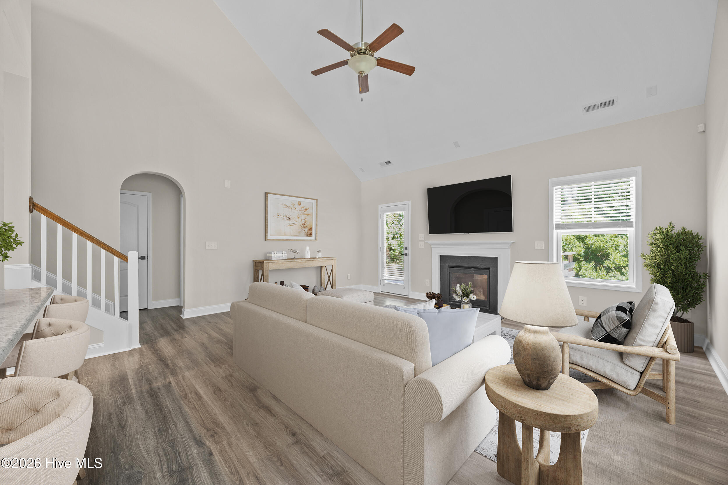 37 Twisted Oak Court Property Photo 7