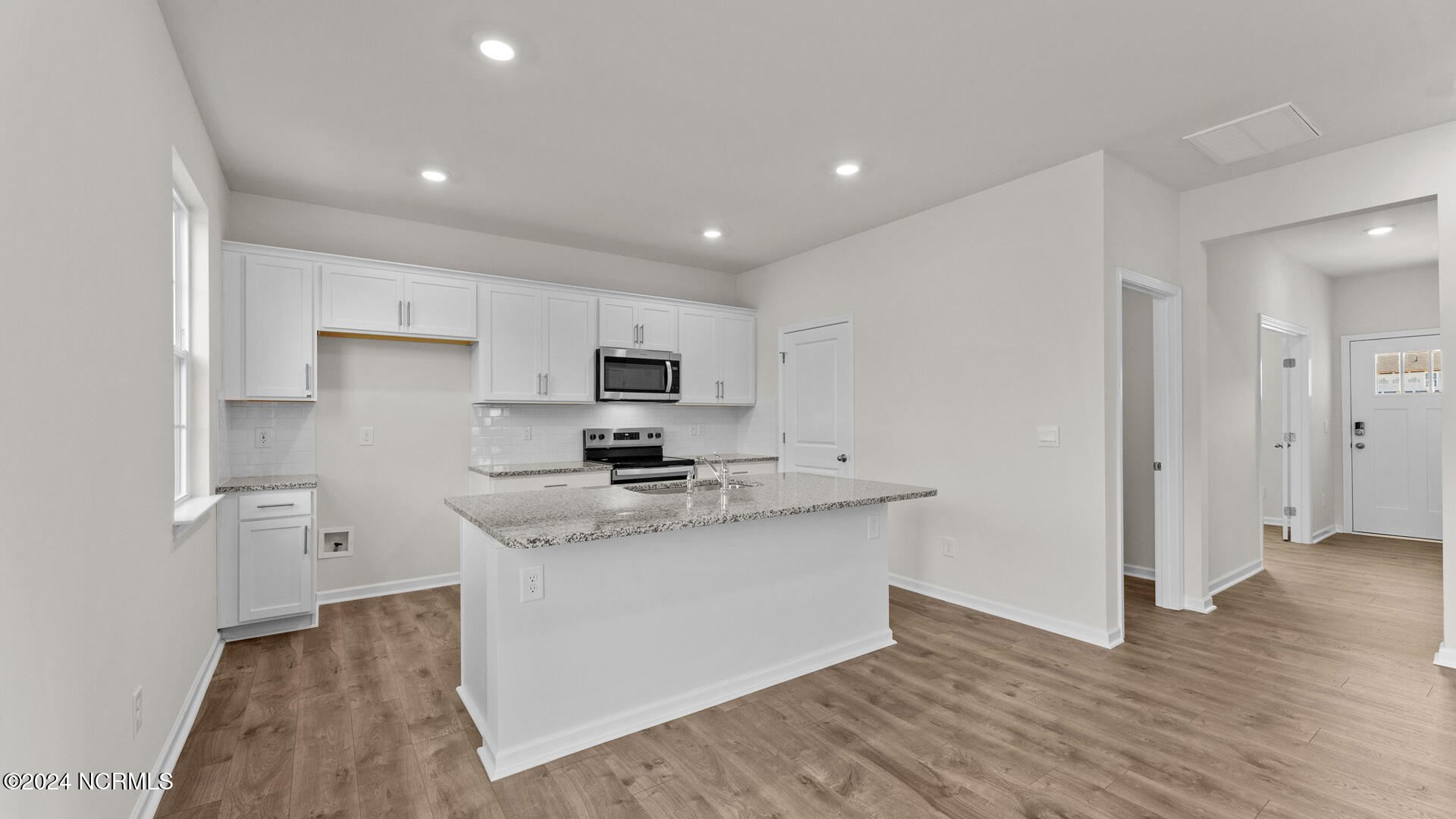 1404 Green Ridge Drive Property Photo 6