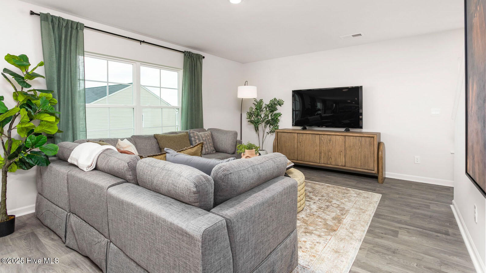 7213 Silverleaf Road Property Photo 7