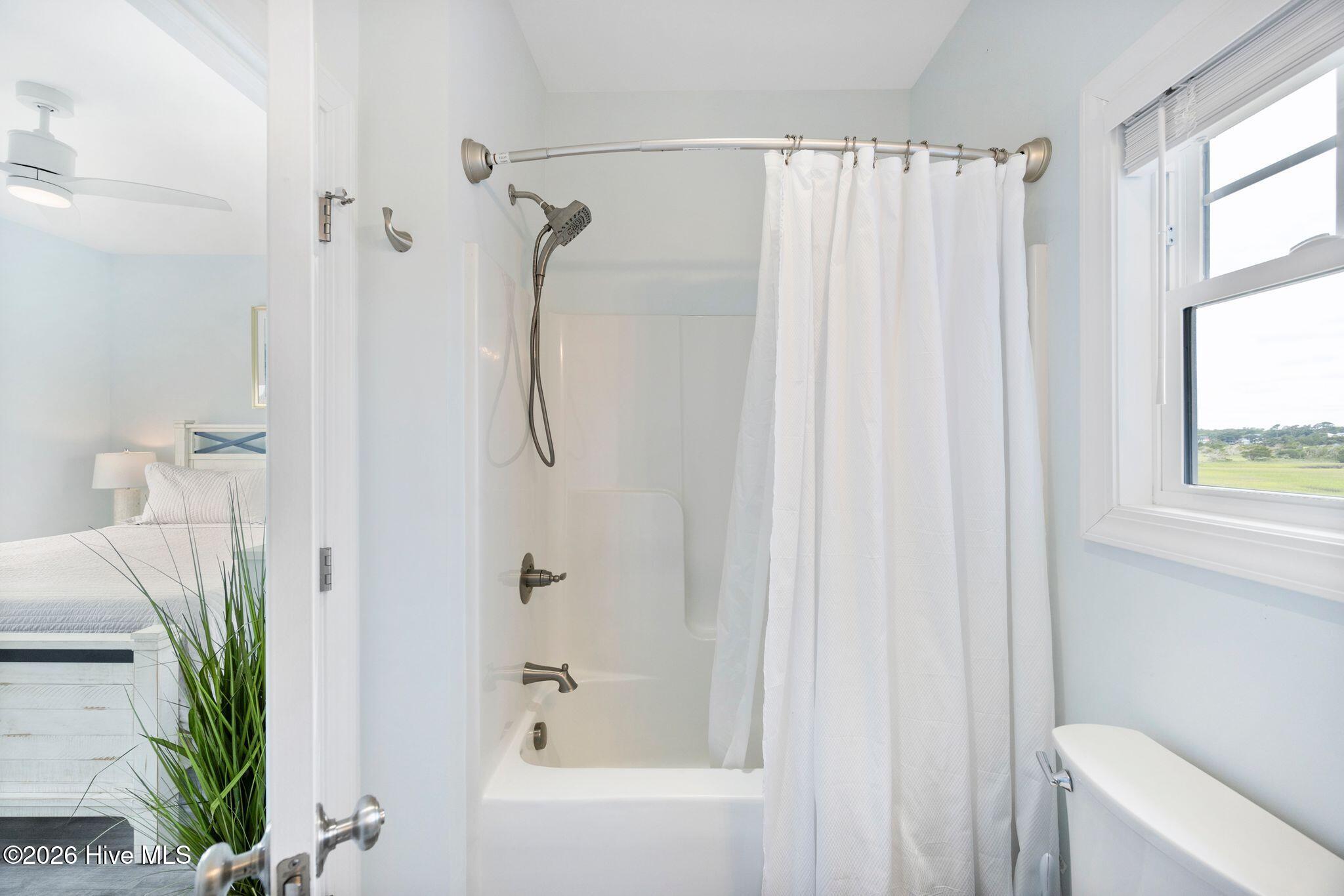 494 Ocean Boulevard W Property Photo 19