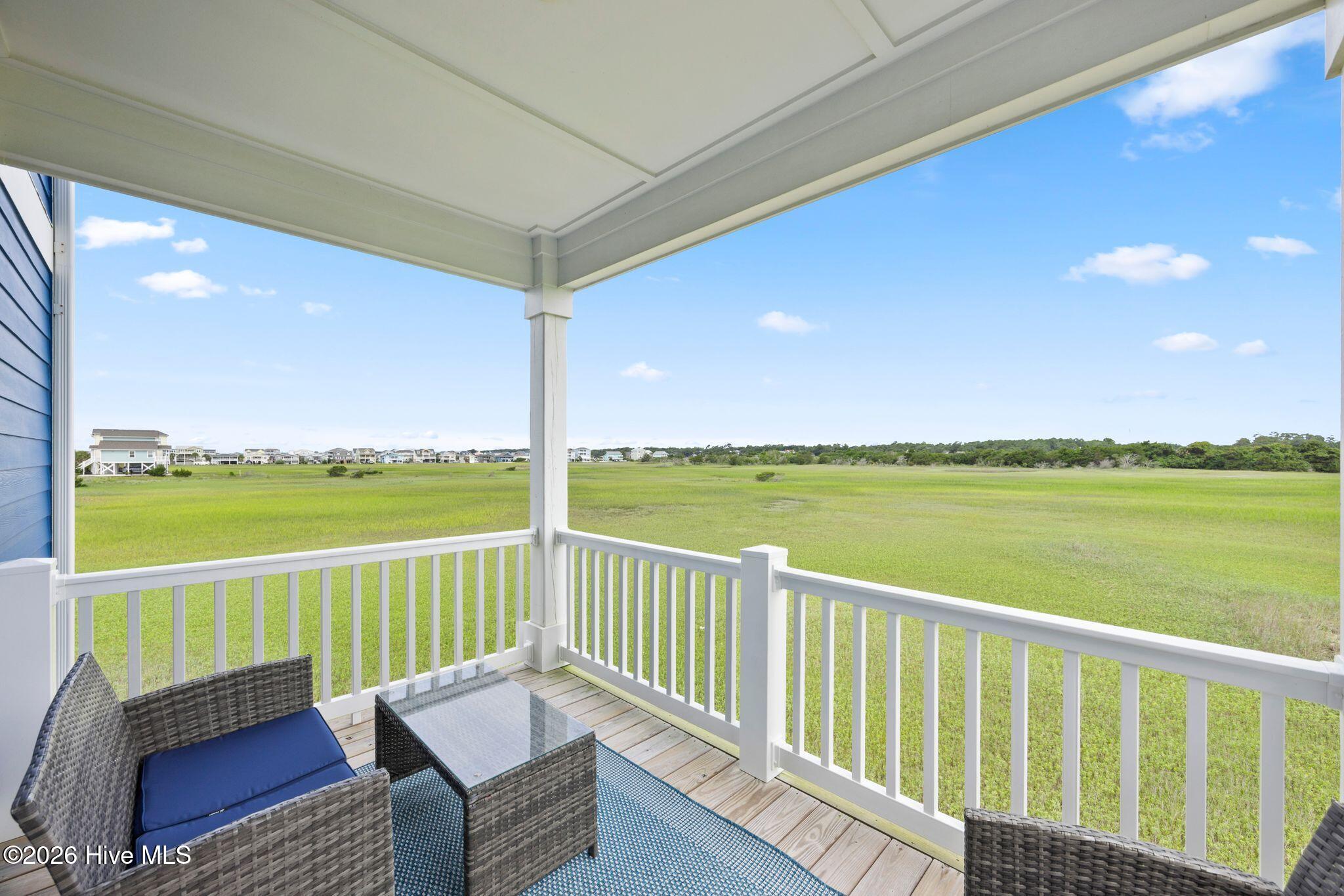 494 Ocean Boulevard W Property Photo 25