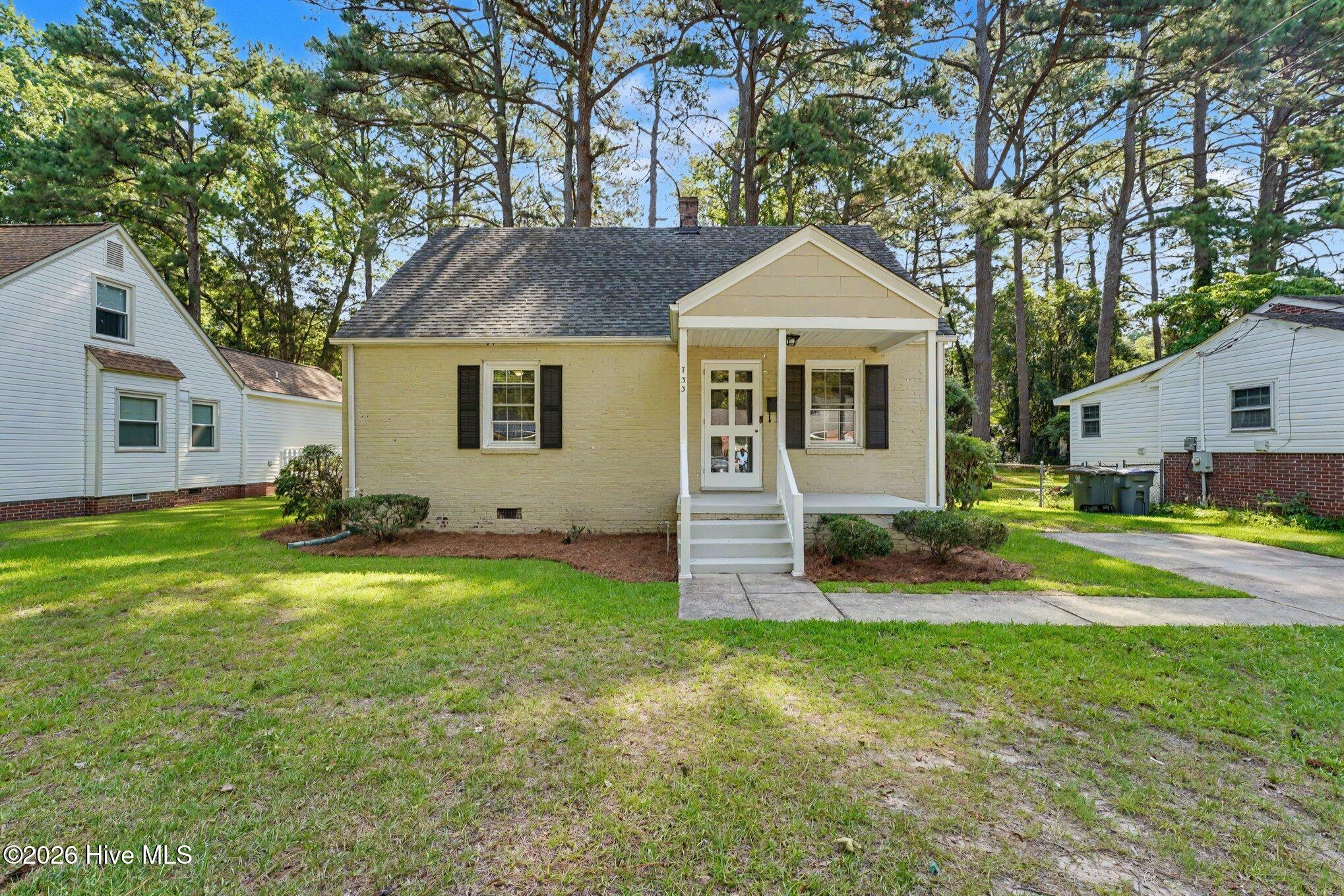 733 Cedarbrook Drive Property Photo 1