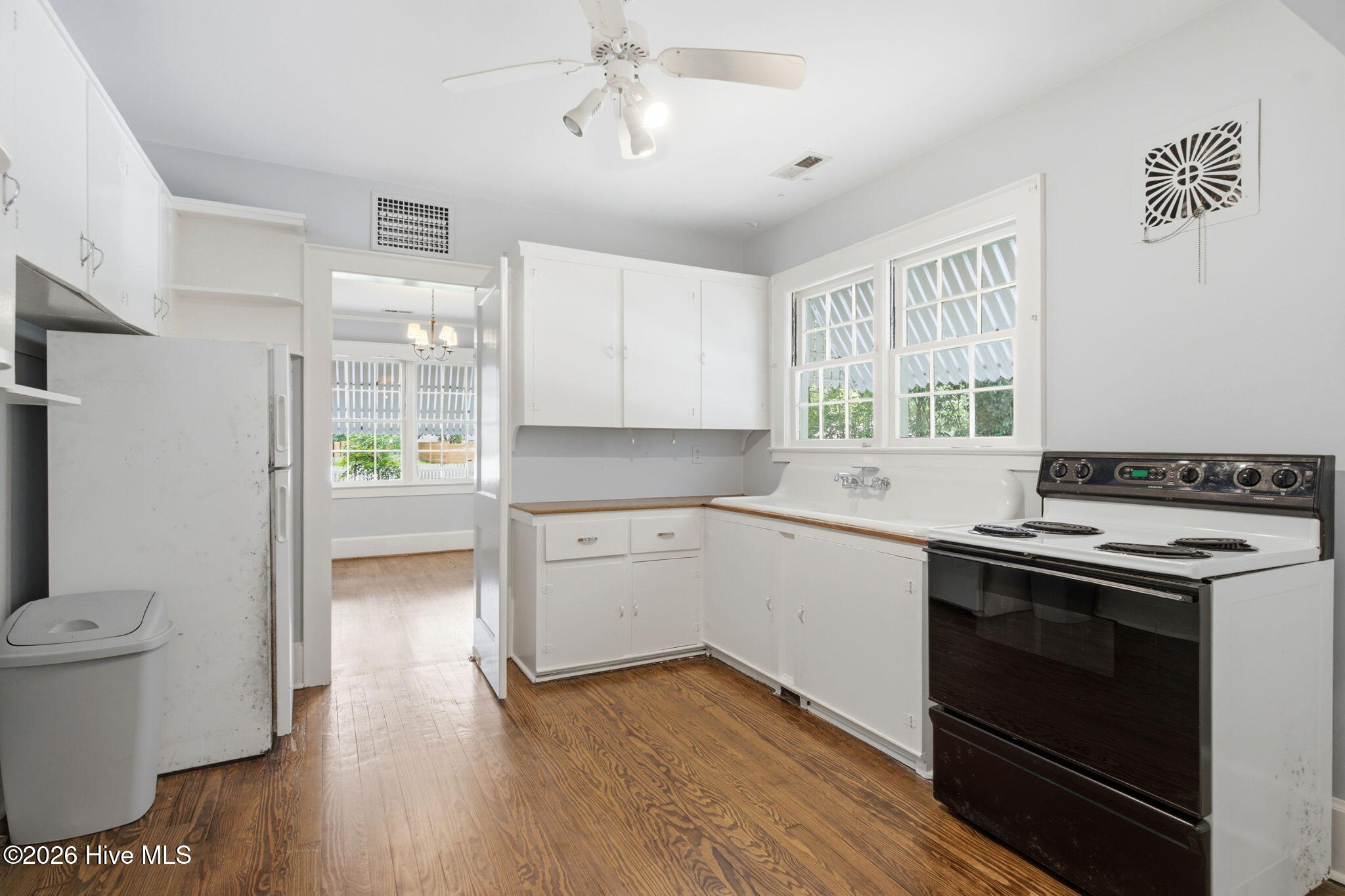 4201 Wrightsville Avenue Property Photo 11